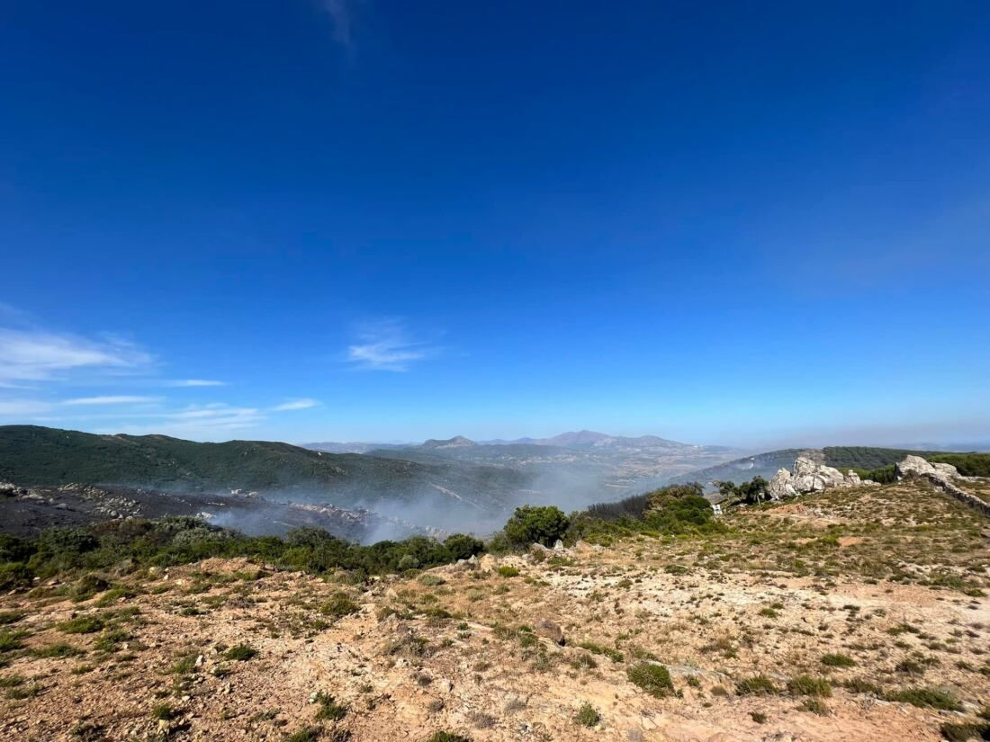 Incendio forestal en Jimena.