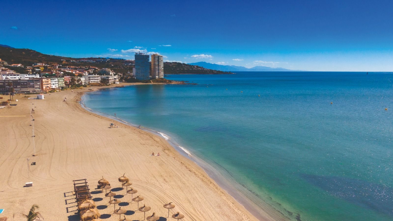 Playa de Torreguadiaro.
