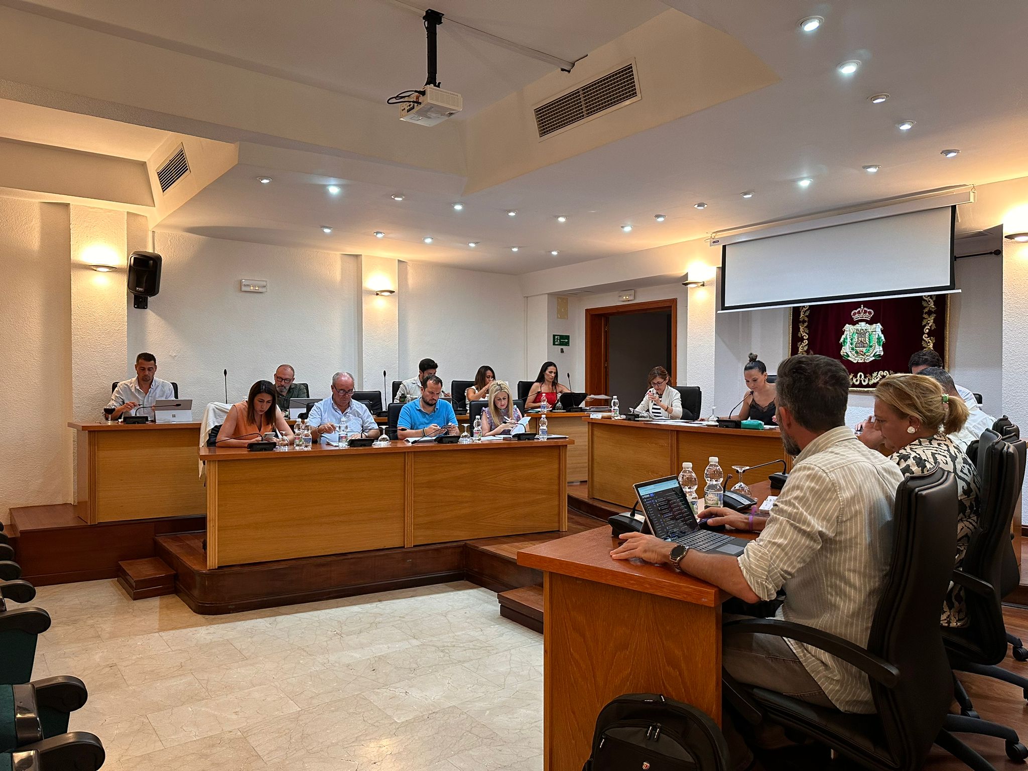 Pleno de Los Barrios.