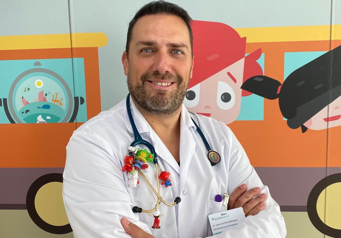 Doctor José Luis Díaz   Jefe de servicio de Pediatría. Otitis: una infección que prolifera entre los más pequeños con la llegada del verano.
