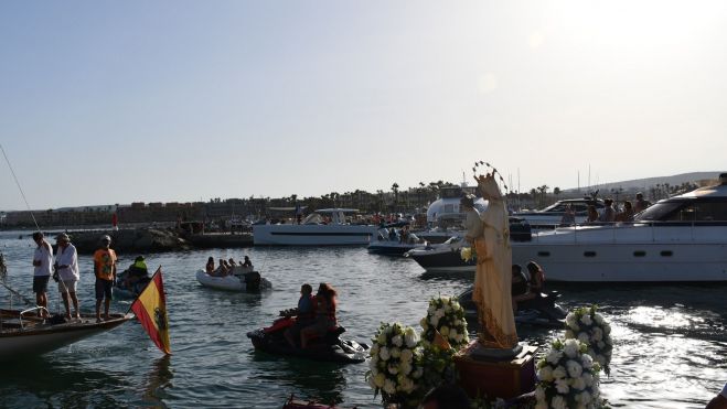 Virgen del Carmen en Torreguadiaro. Virgen del Carmen en Torreguadiaro.