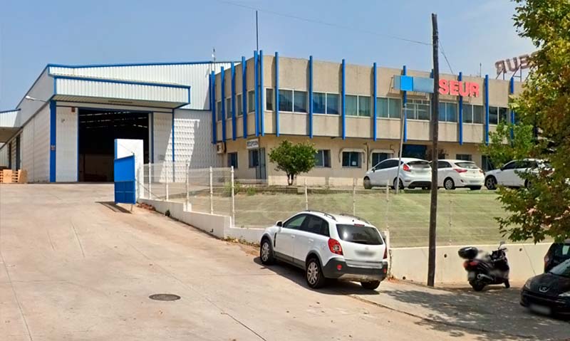 La falta de personal de Seur en la comarca provoca retrasos en la entrega de miles de paquetes. Foto: Seur Algeciras.