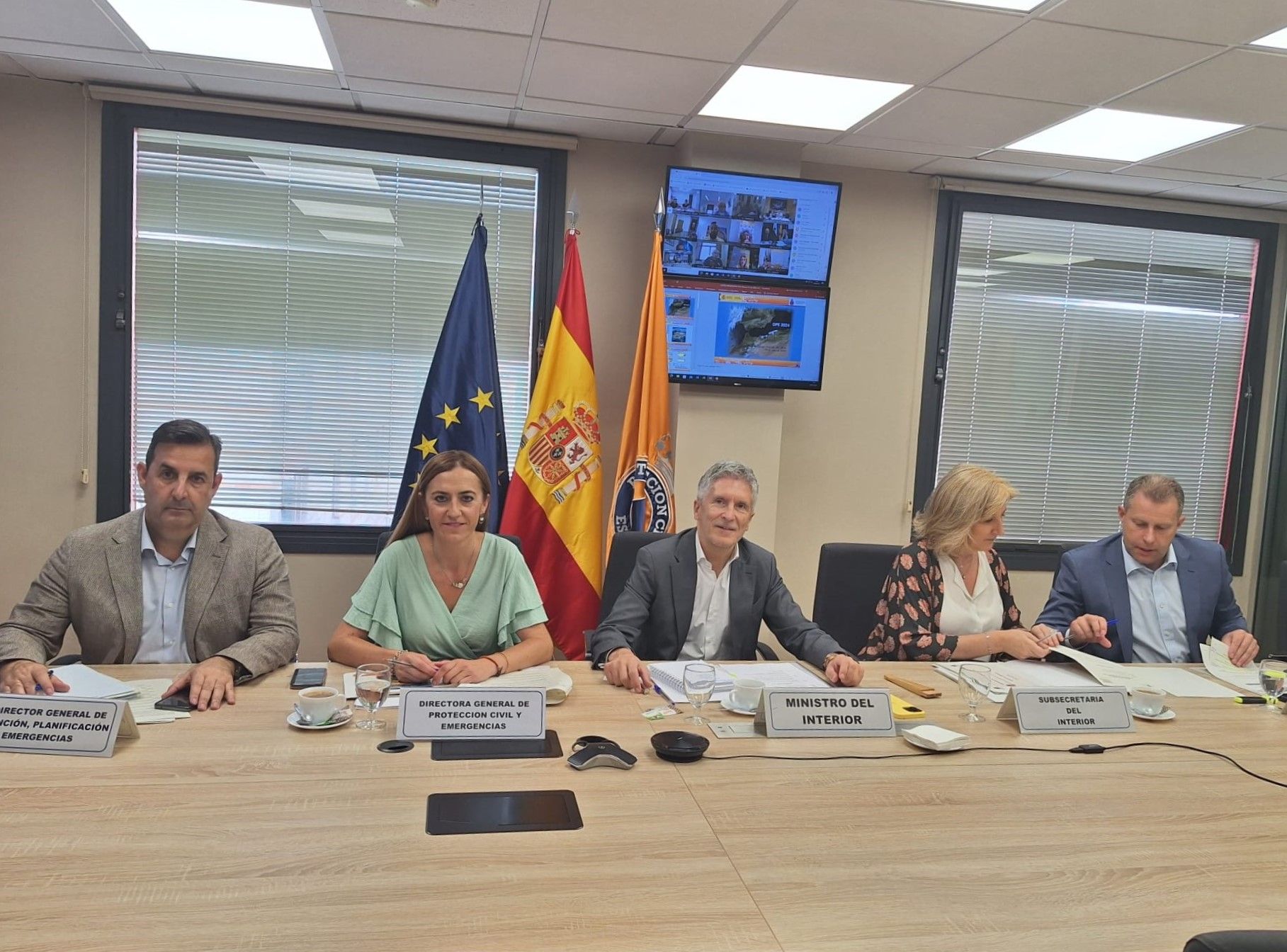 El Paso del Estrecho registra un 9% más de pasajeros y un 11% más de vehículos en el ecuador de la operación. 