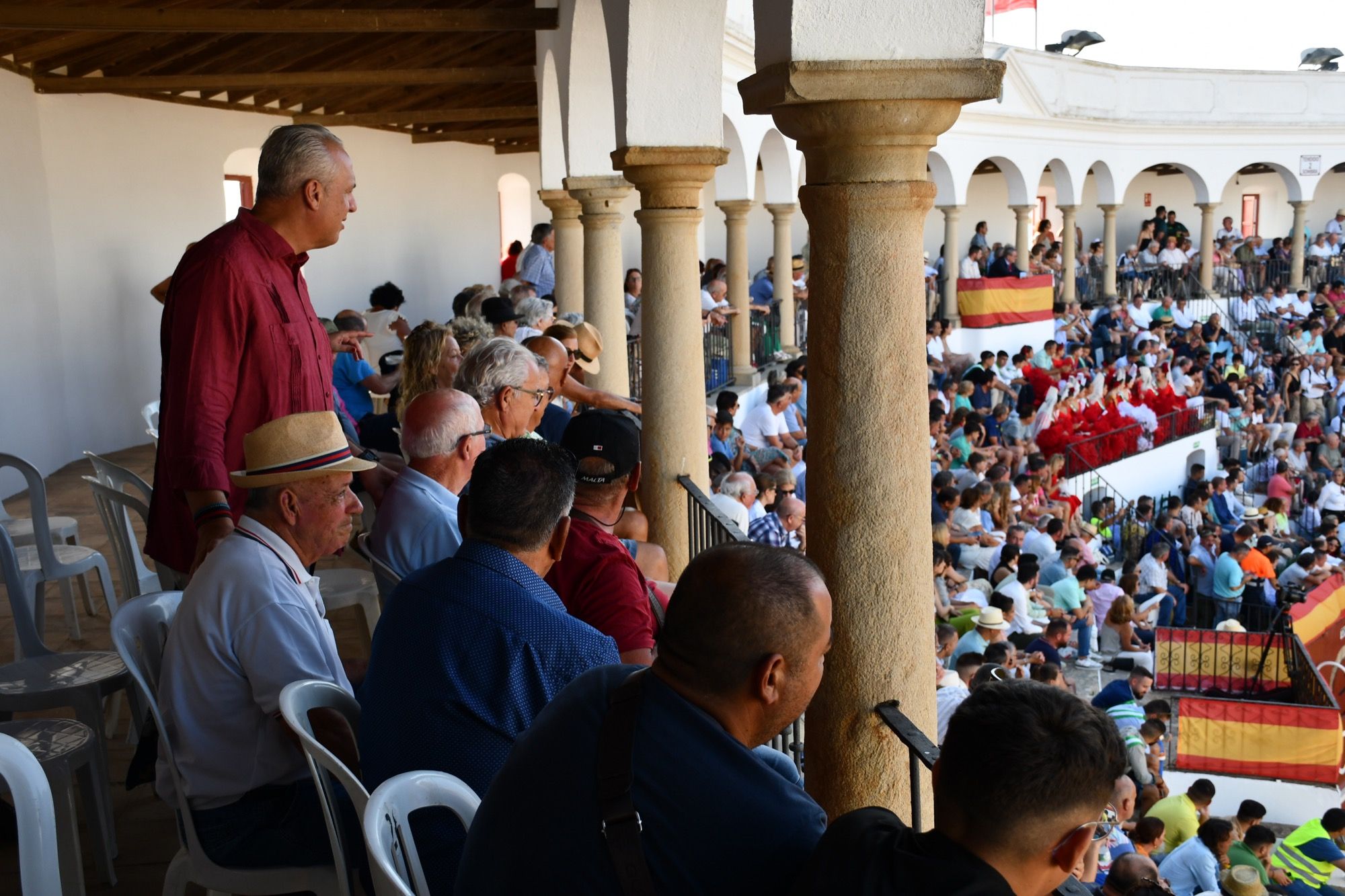 Los mayores de San Roque disfrutan de una gran corrida de toros a un precio especial en la Feria Real 2024