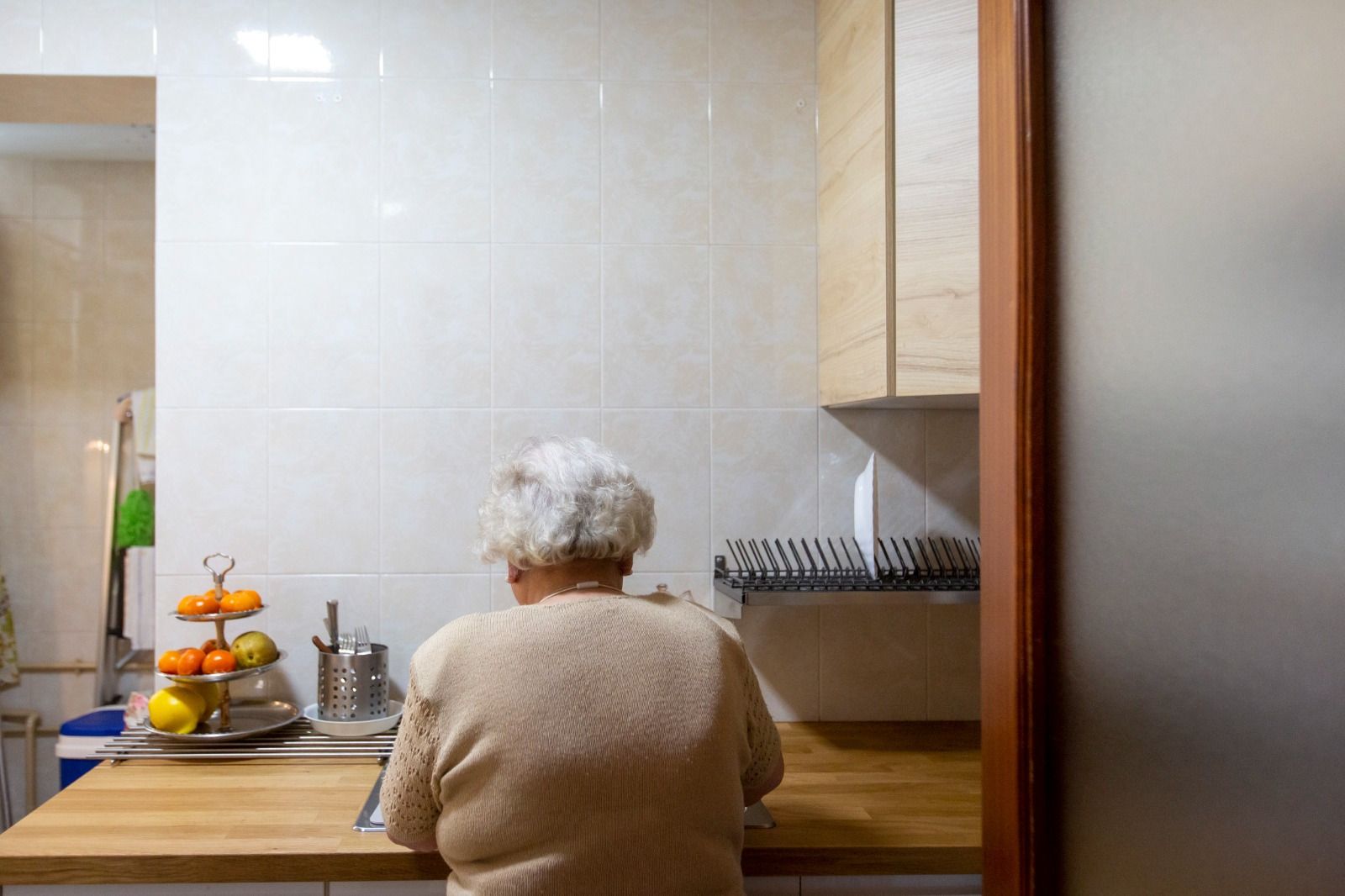 Imagen de archivo de la Junta. Teleasistencia gestiona más de 2.600 llamadas en Cádiz para prevenir los efectos de las altas temperaturas