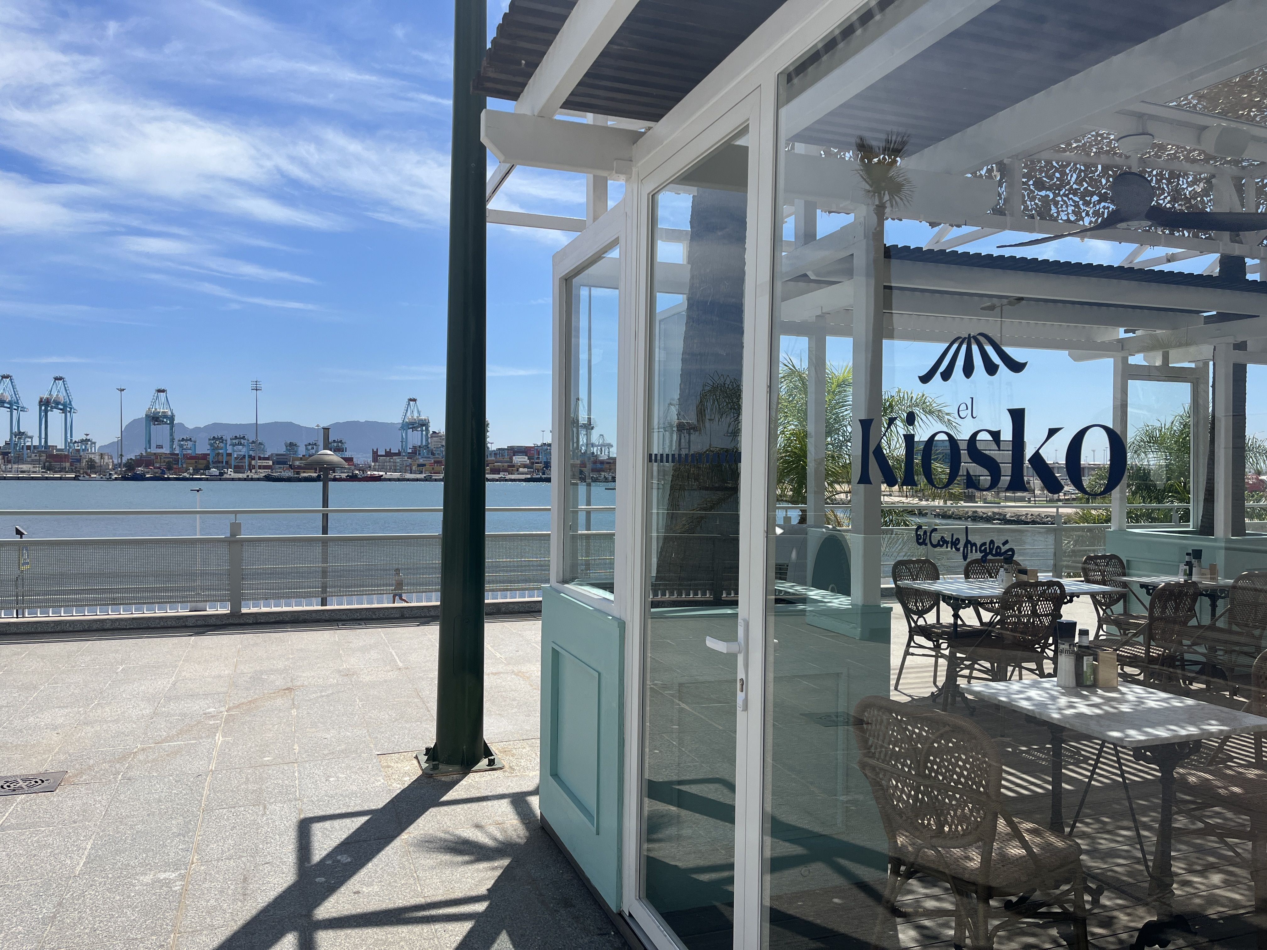 Así es 'El Kiosko', el nuevo espacio de restauración en la primera terraza de El Corte Inglés. Imagen: B. J./8Directo.   