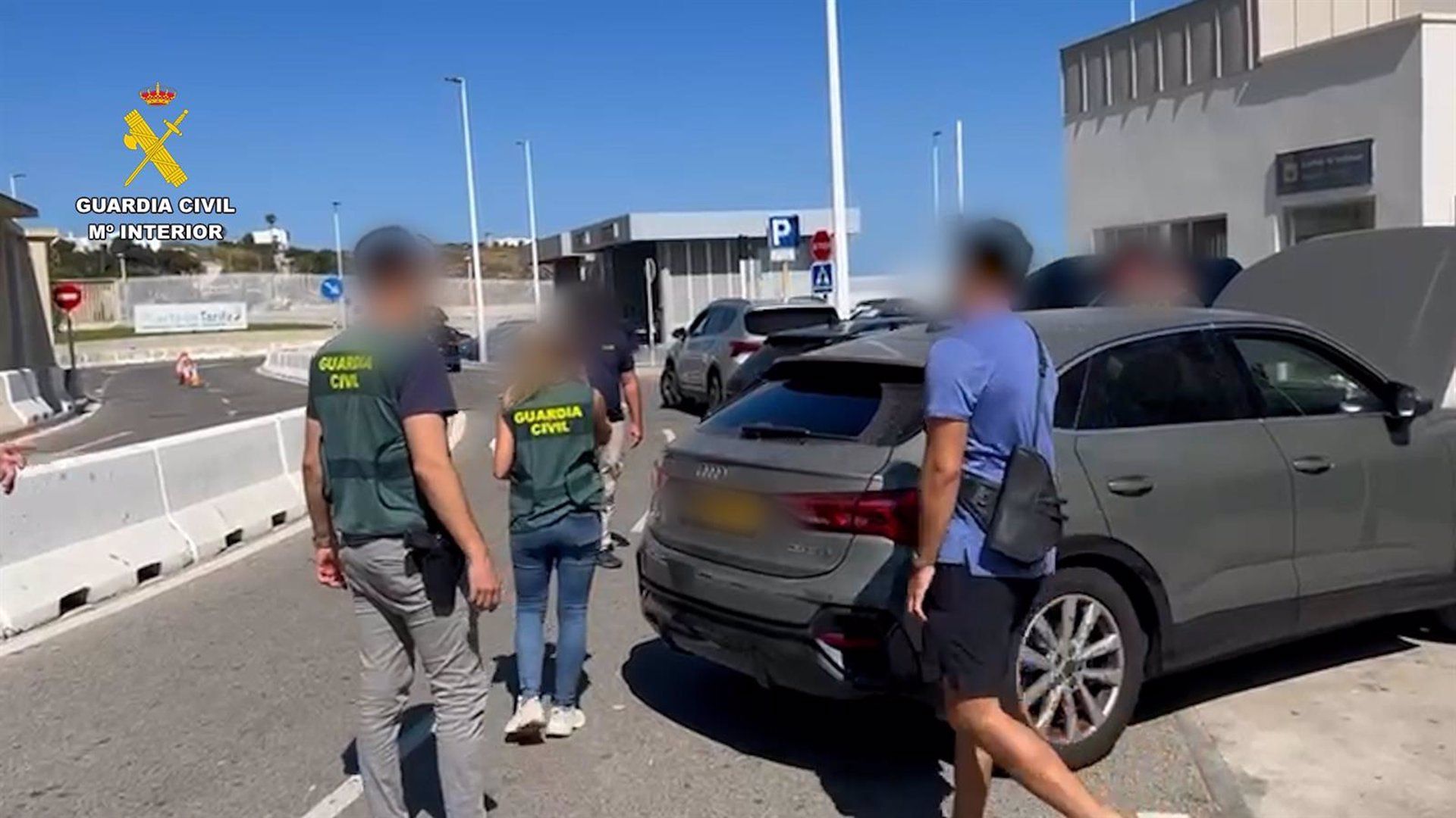 La Guardia Civil refuerza la seguridad portuaria en Algeciras, Tarifa y Ceuta con controles en frontera. Foto: Guardia Civil. 
