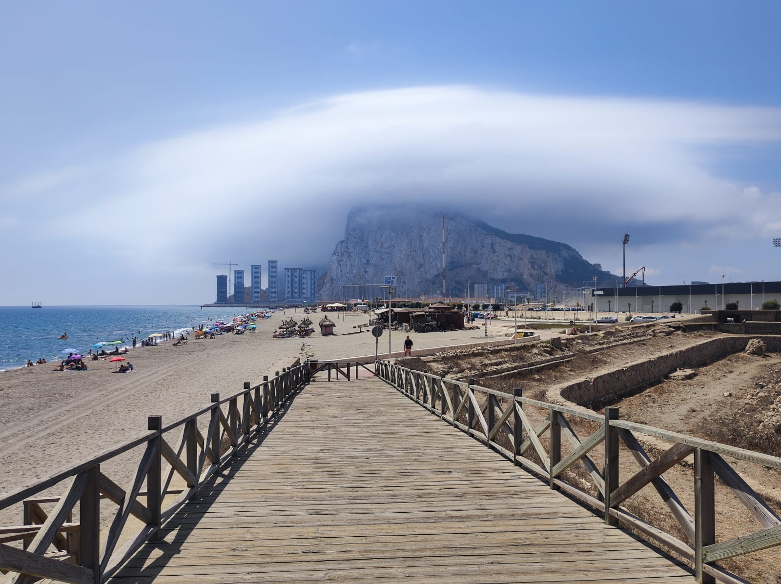 La boina del Peñón de Gibraltar, una nube única en el mundo