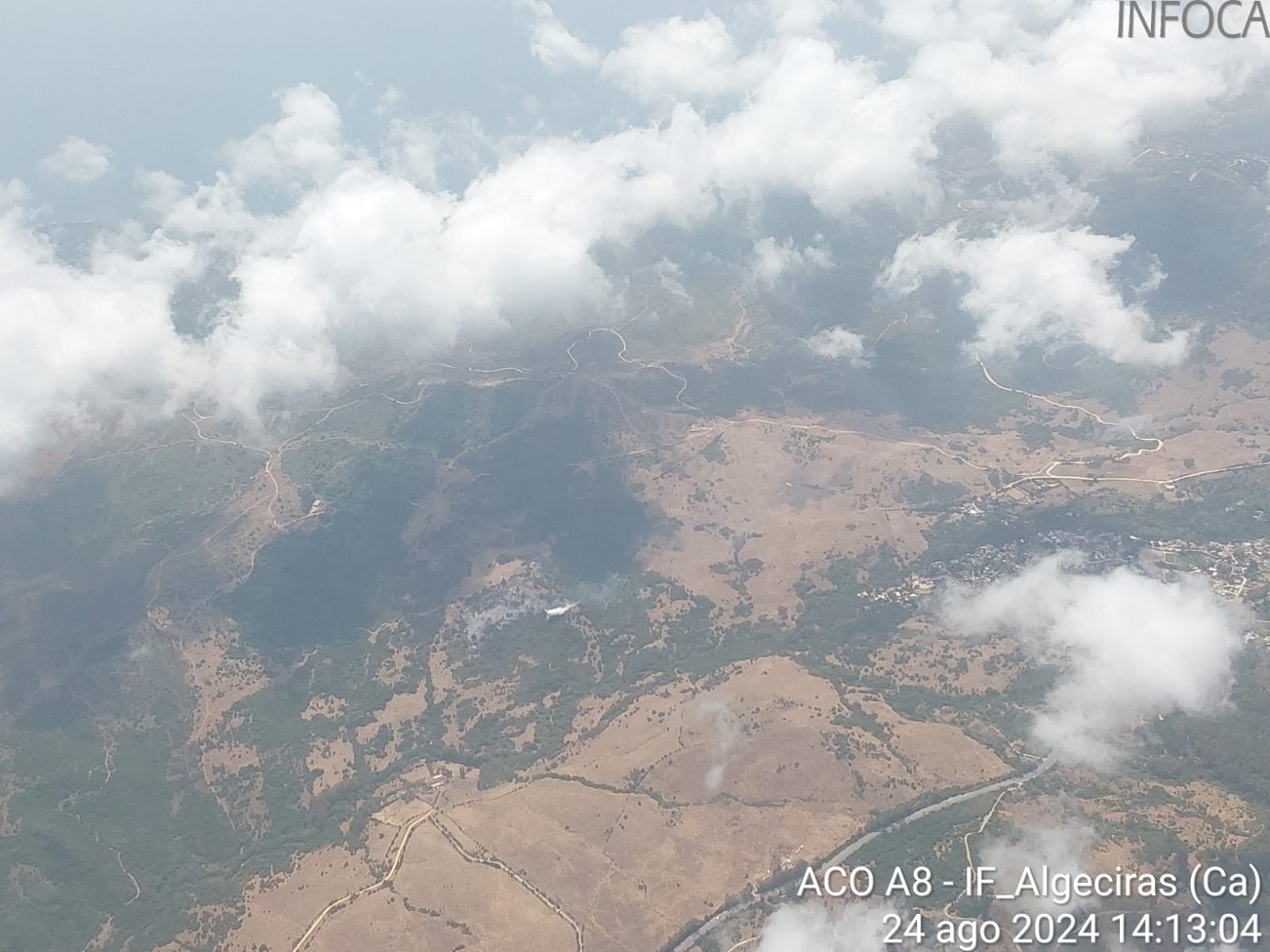 El incendio forestal de Algeciras, controlado. 