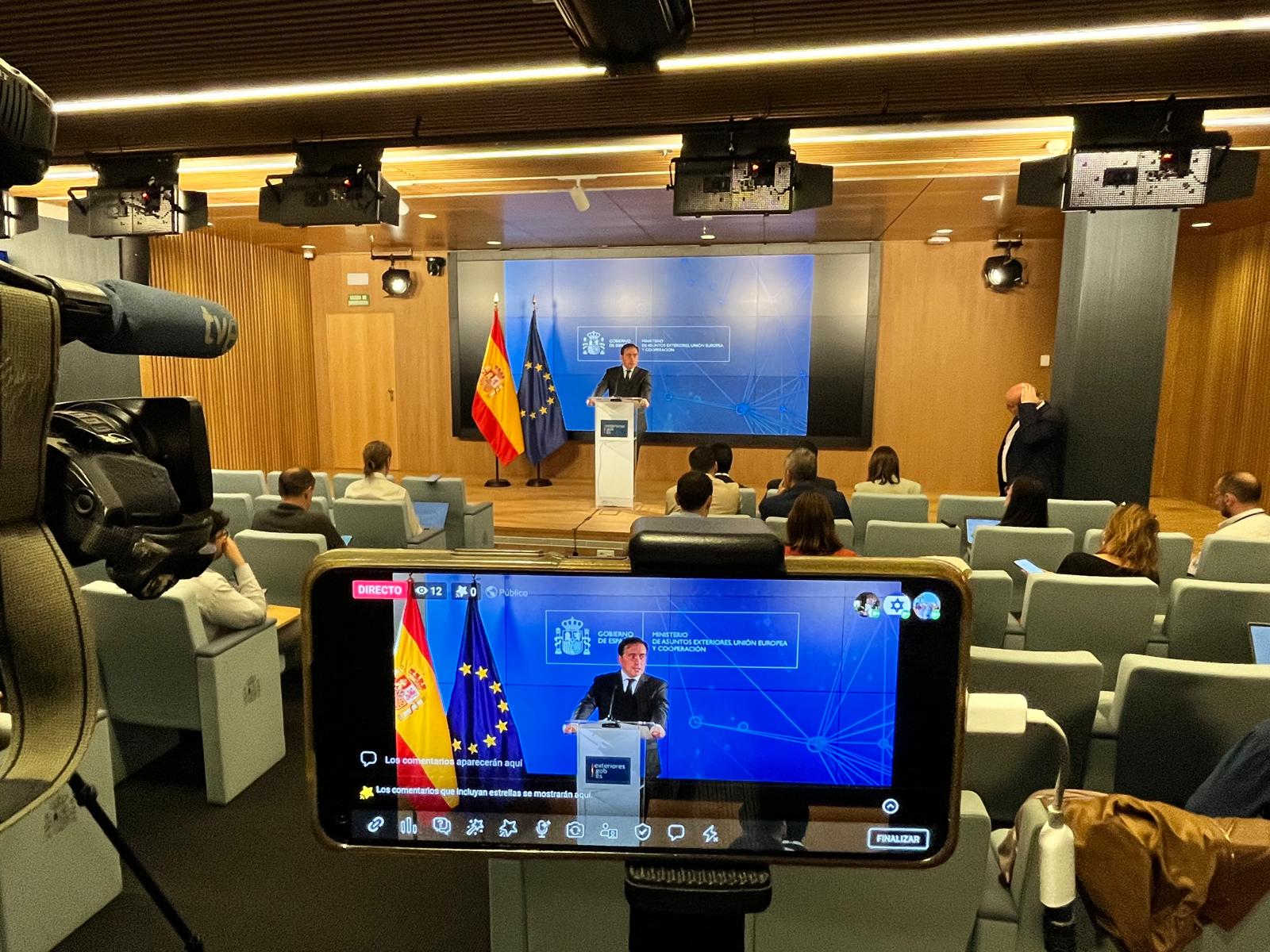 Foto: Francis Mena. Albares confía en cerrar un acuerdo sobre Gibraltar "lo antes posible". 
