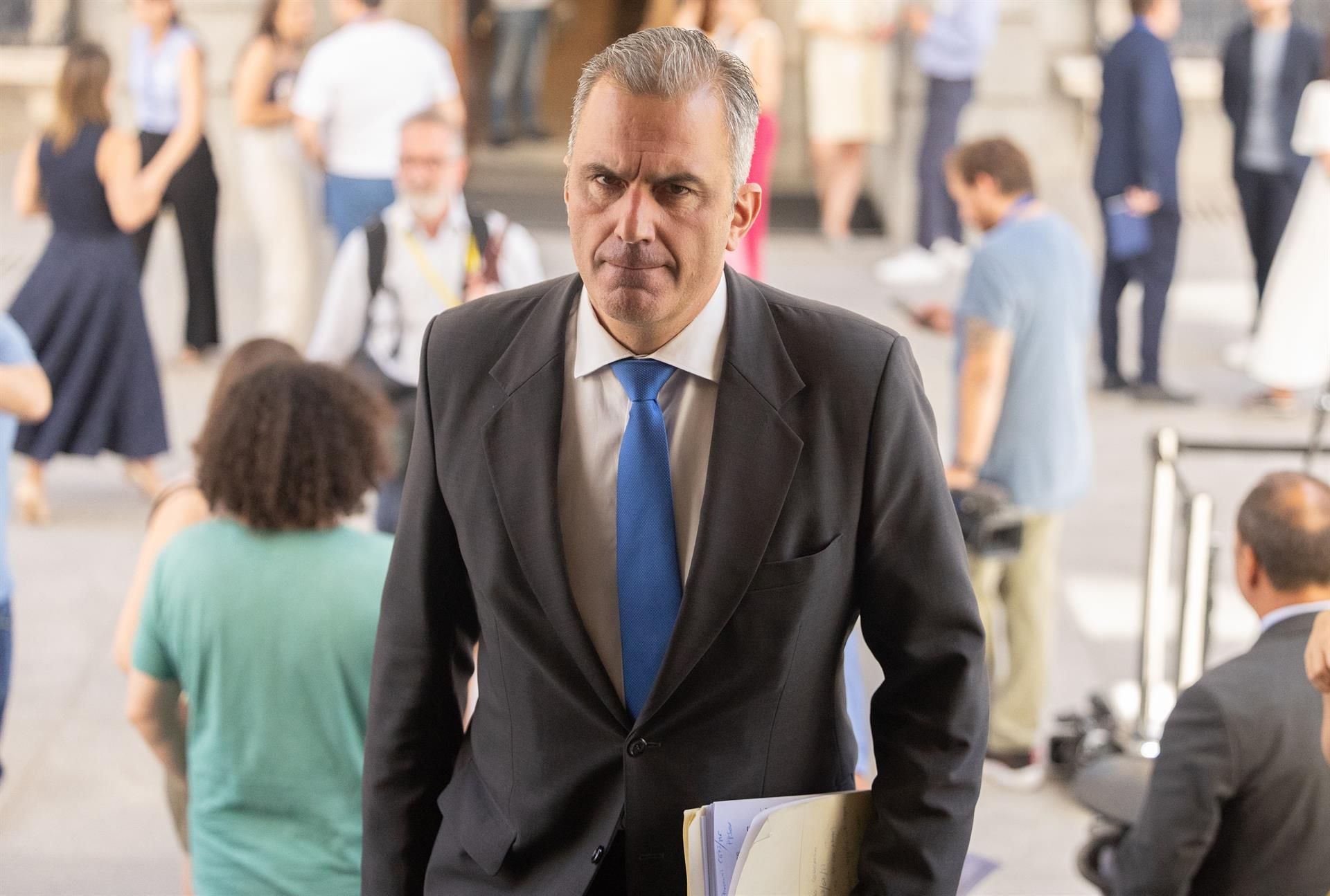 El portavoz de VOX en el Ayuntamiento de Madrid, Javier Ortega Smith, llega a una sesión plenaria extraordinaria, en el Congreso de los Diputados, a 23 de julio de 2024, en Madrid (España). - Eduardo Parra - Europa Press - Archivo