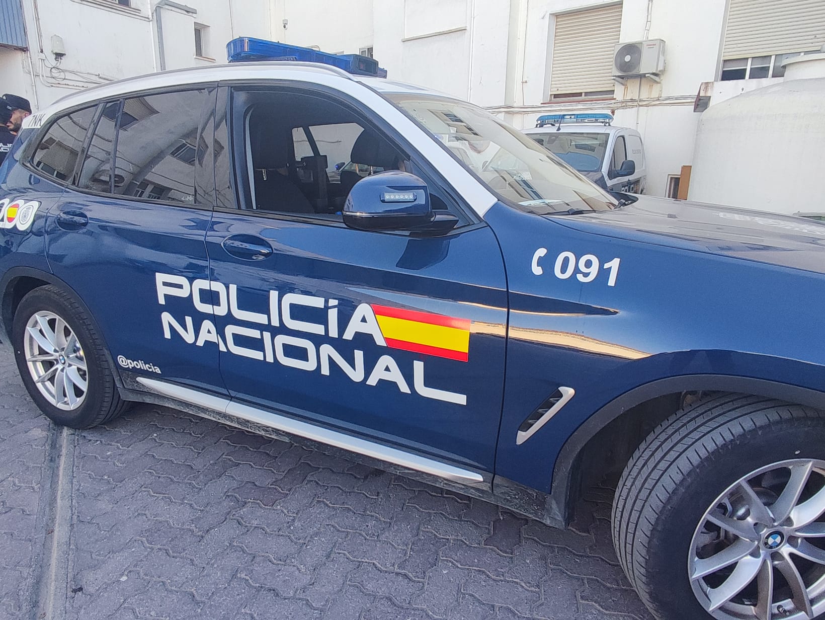 Vehículo de la Policía Nacional, en Algeciras. 