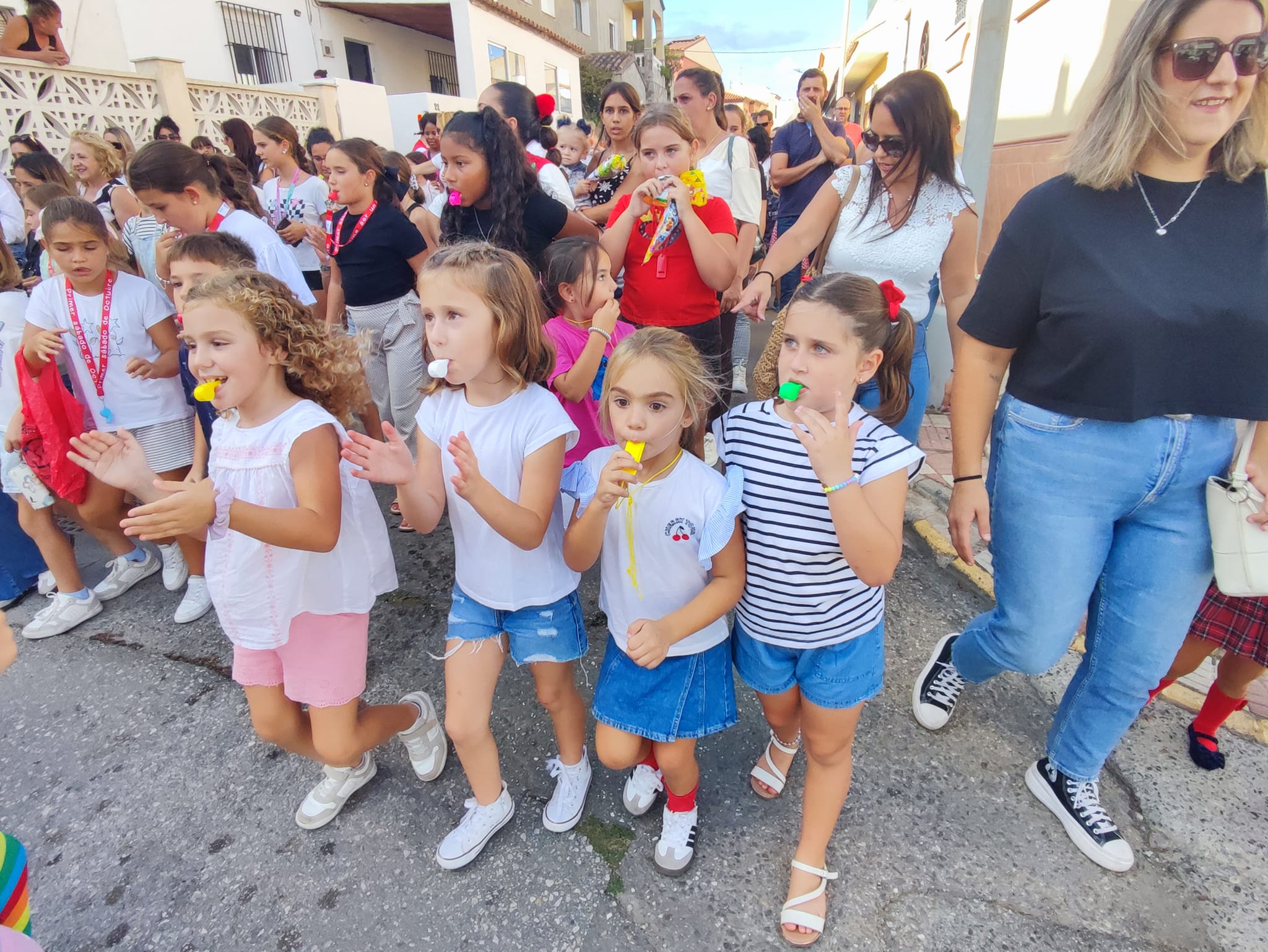 Imagen de una edición pasada del Día del Niño de Los Barrios.
