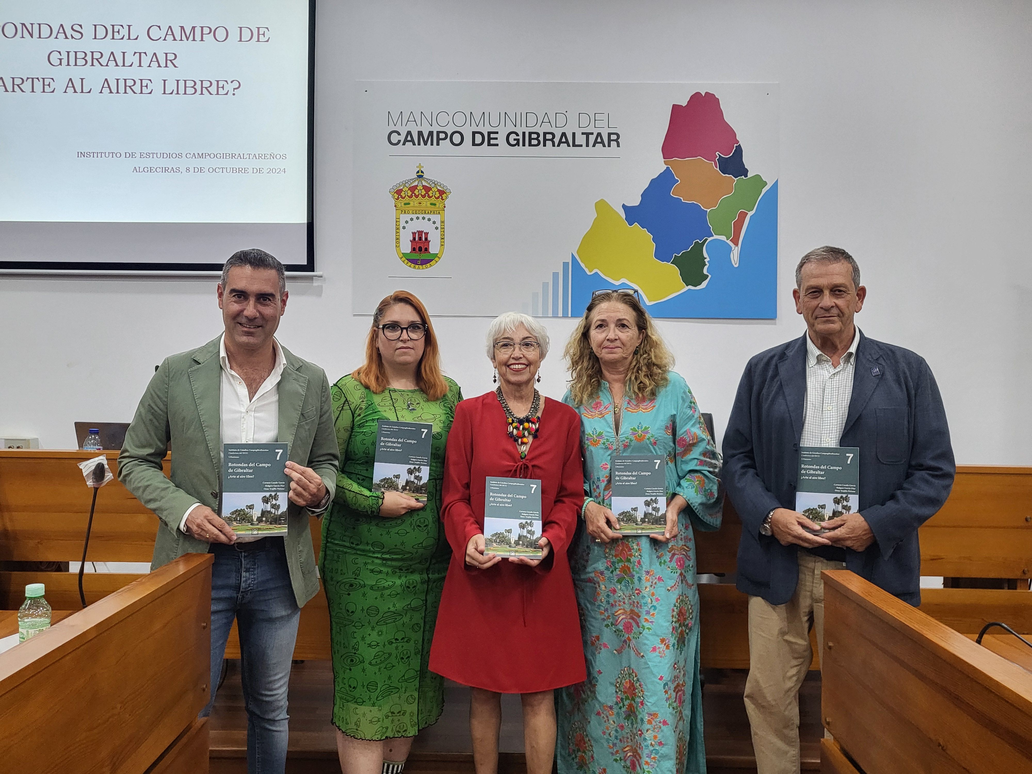 Imagen de la presentación de esta tarde. Las rotondas del Campo de Gibraltar, protagonistas del nuevo cuaderno del IECG