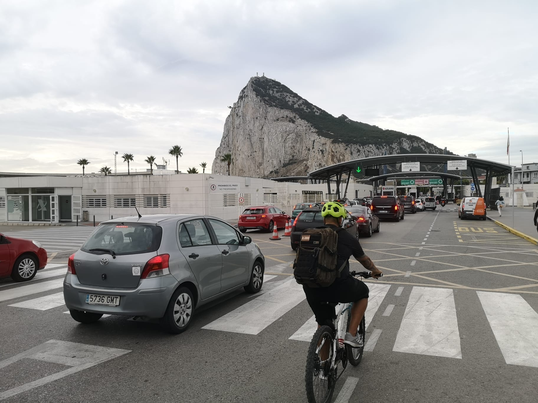 Los vehículos de cero emisiones en Gibraltar deberán llevar un distintivo verde en marzo. Foto: S.D. / 8Directo.