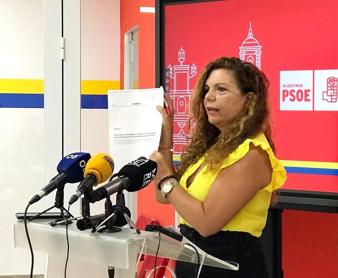 La concejala socialista Paqui Pizarro en rueda prensa. Imagen de archivo. 