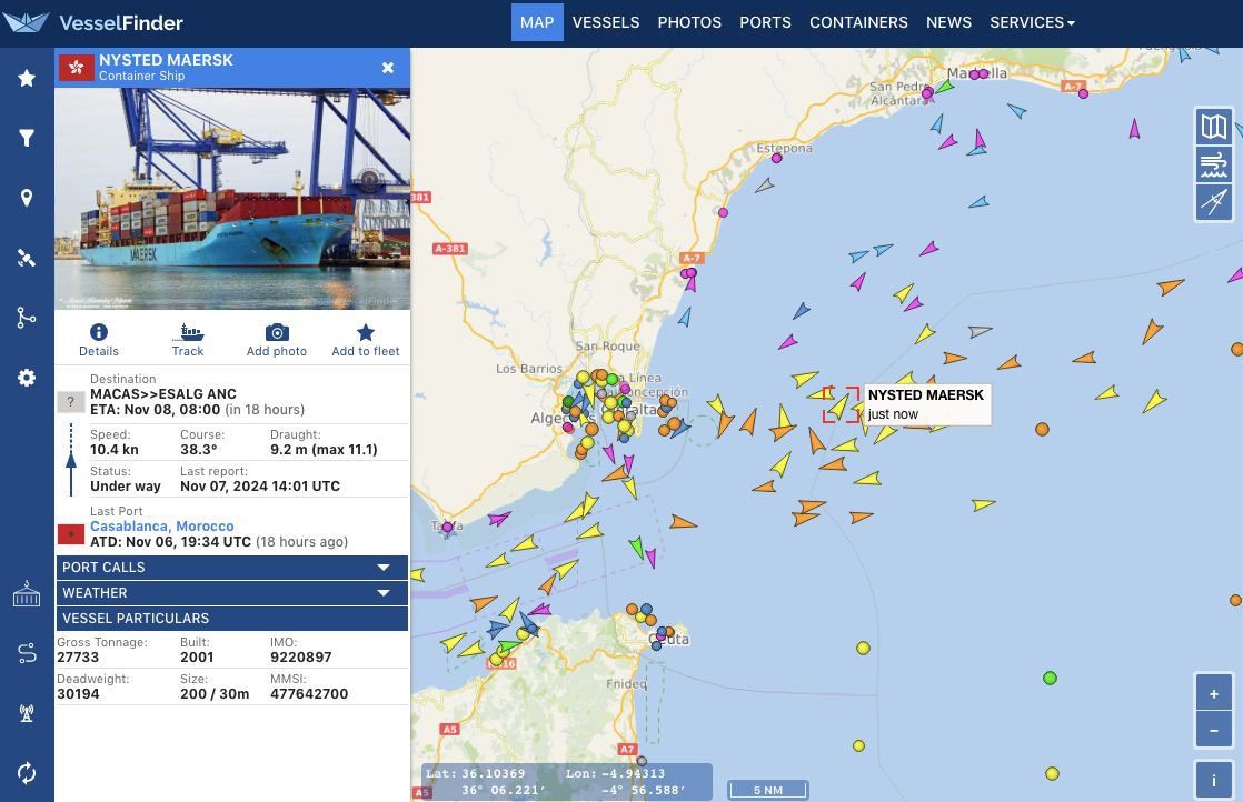 Montero pide retener la carga de un buque de Israel que navega por Algeciras con destino a EEUU