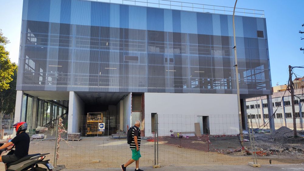 El nuevo Mercadona de La Línea abrirá sus puertas este 25 de noviembre. En esta imagen, el nuevo supermercado en construcción. Foto: S.D. / 8Directo.
