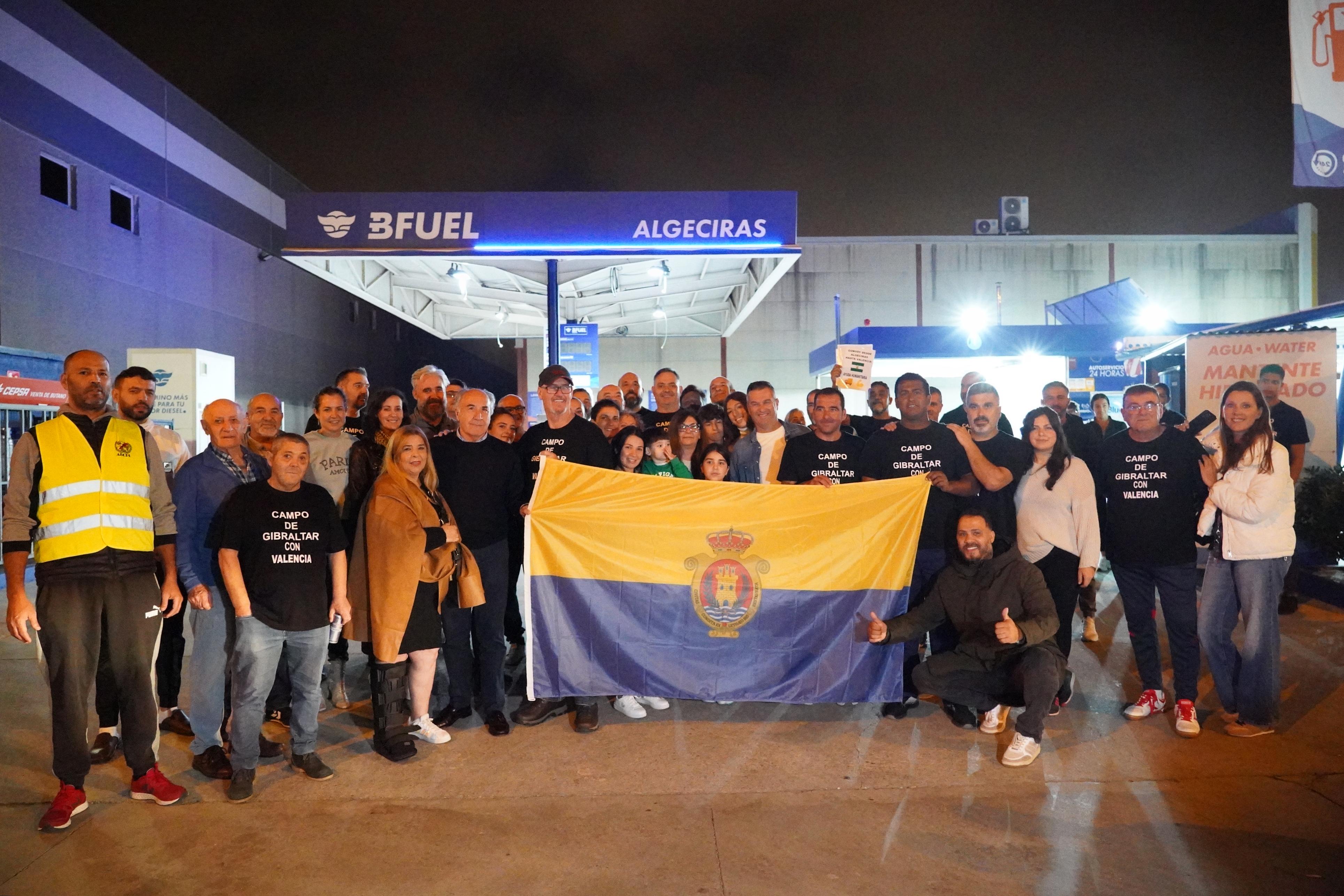 Un convoy compuesto por cinco camiones y 30 voluntarios parten a Valencia con ayuda humanitaria