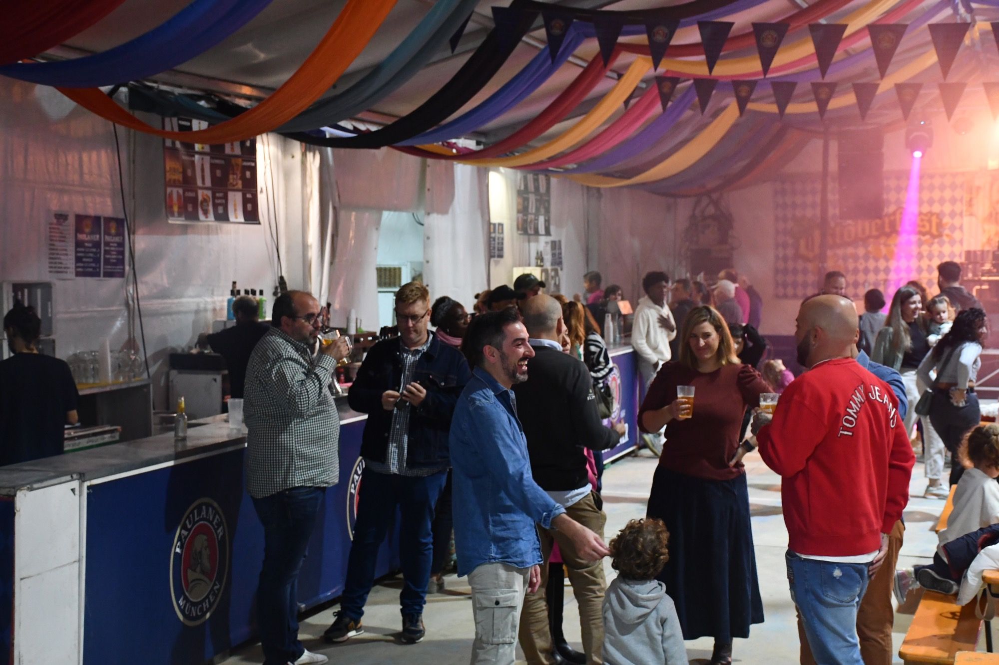 Imagen de archivo de una edición pasada. Vuelve Wadifest: Guadiaro celebra la Fiesta de la Cerveza del 24 al 26 de octubre Imagen de archivo de una edición pasada. Vuelve Wadifest: Guadiaro celebra la Fiesta de la Cerveza del 24 al 26 de octubre