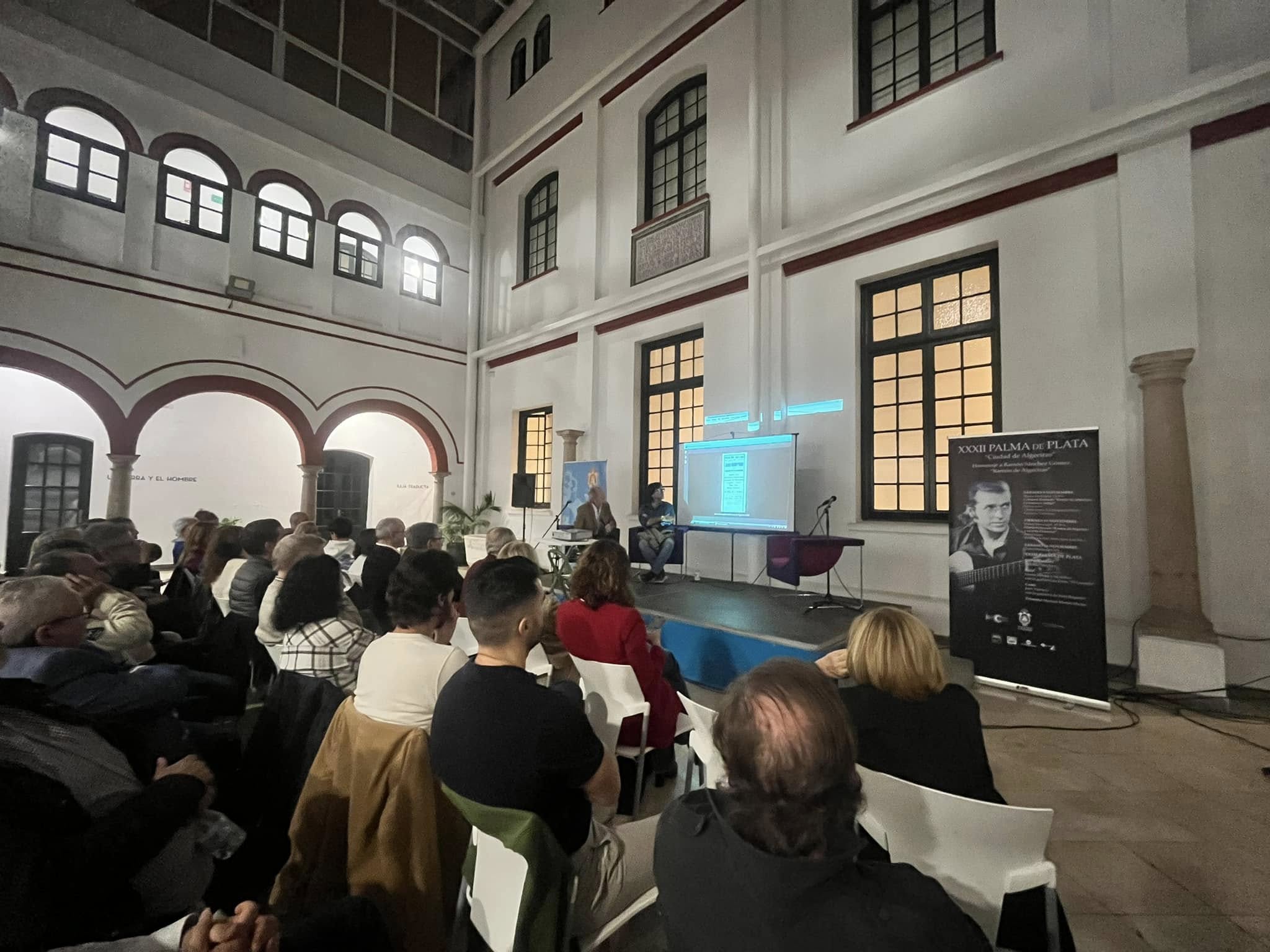 Foto: Museo Municipal, durante la charla-coloquio sobre Ramón de Algeciras. Foto: F.M. Titular: El flamenco salda una deuda con Ramón de Algeciras, mucho más que el hermano mayor
