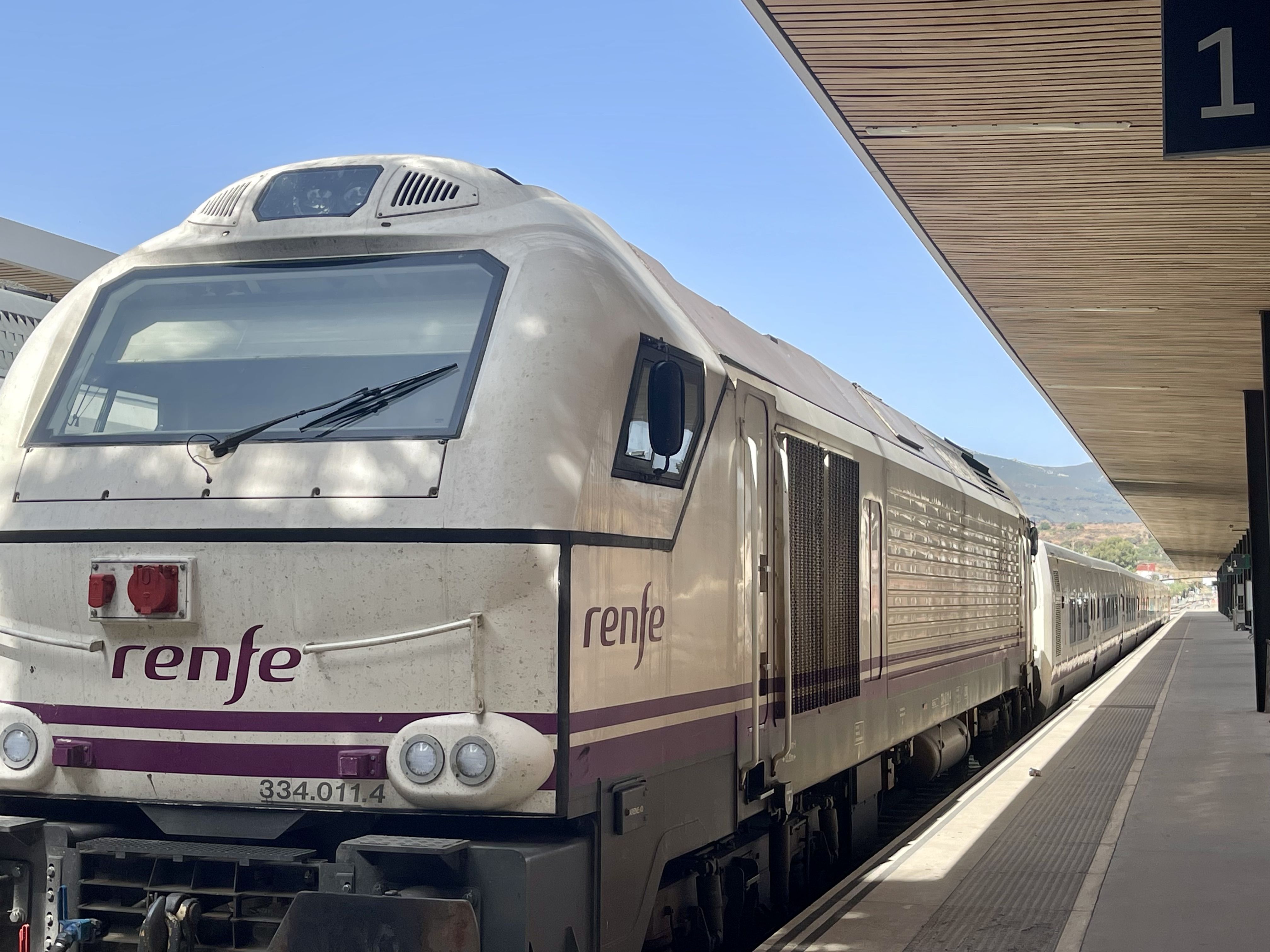 Foto: Estación de tren de Renfe en Algeciras. Imagen de archivo. Renfe recupera la línea Algeciras-Antequera tras el apagón