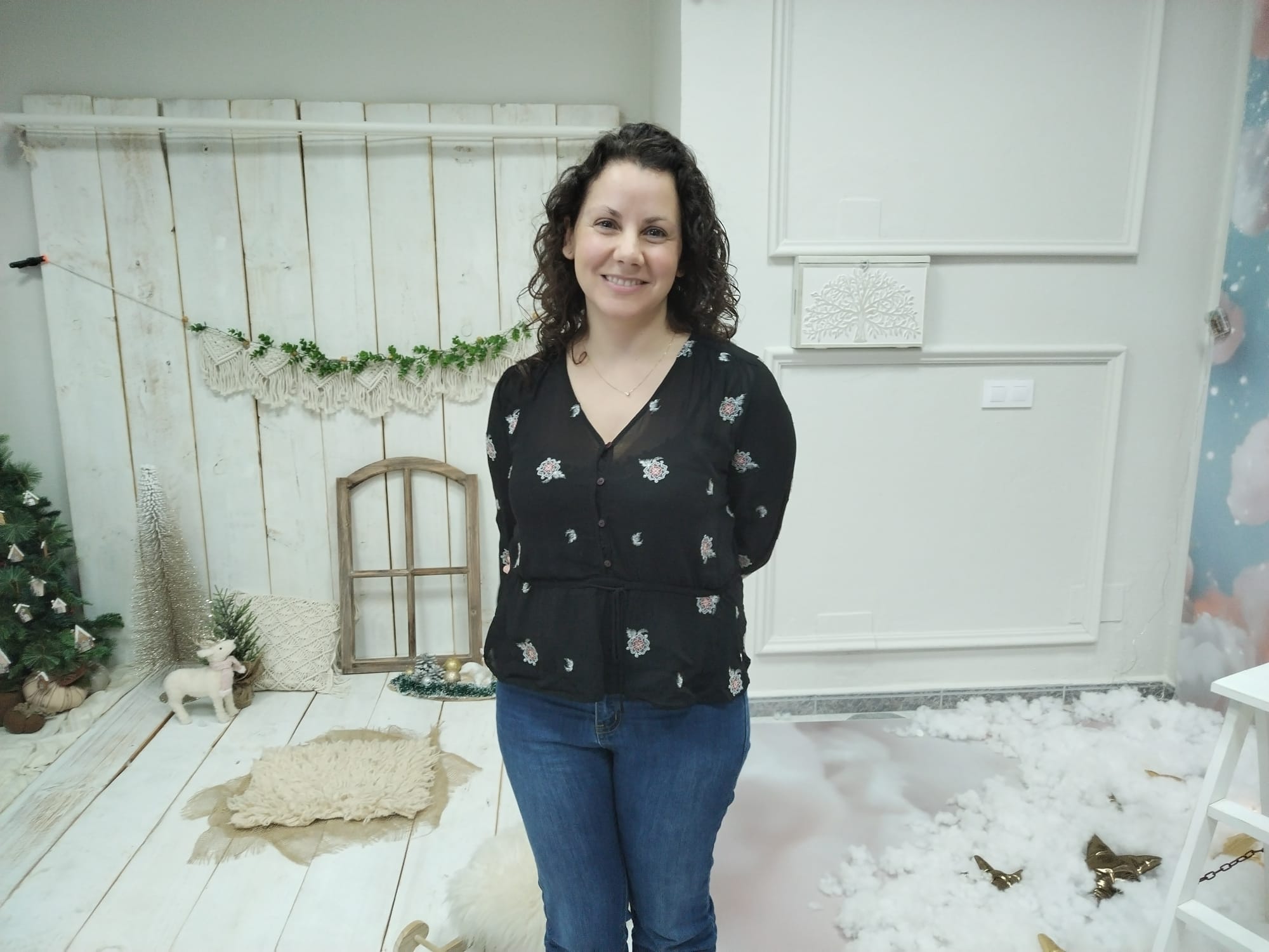 La algecireña Rosa Durán, en su estudio de fotografía en Algeciras.