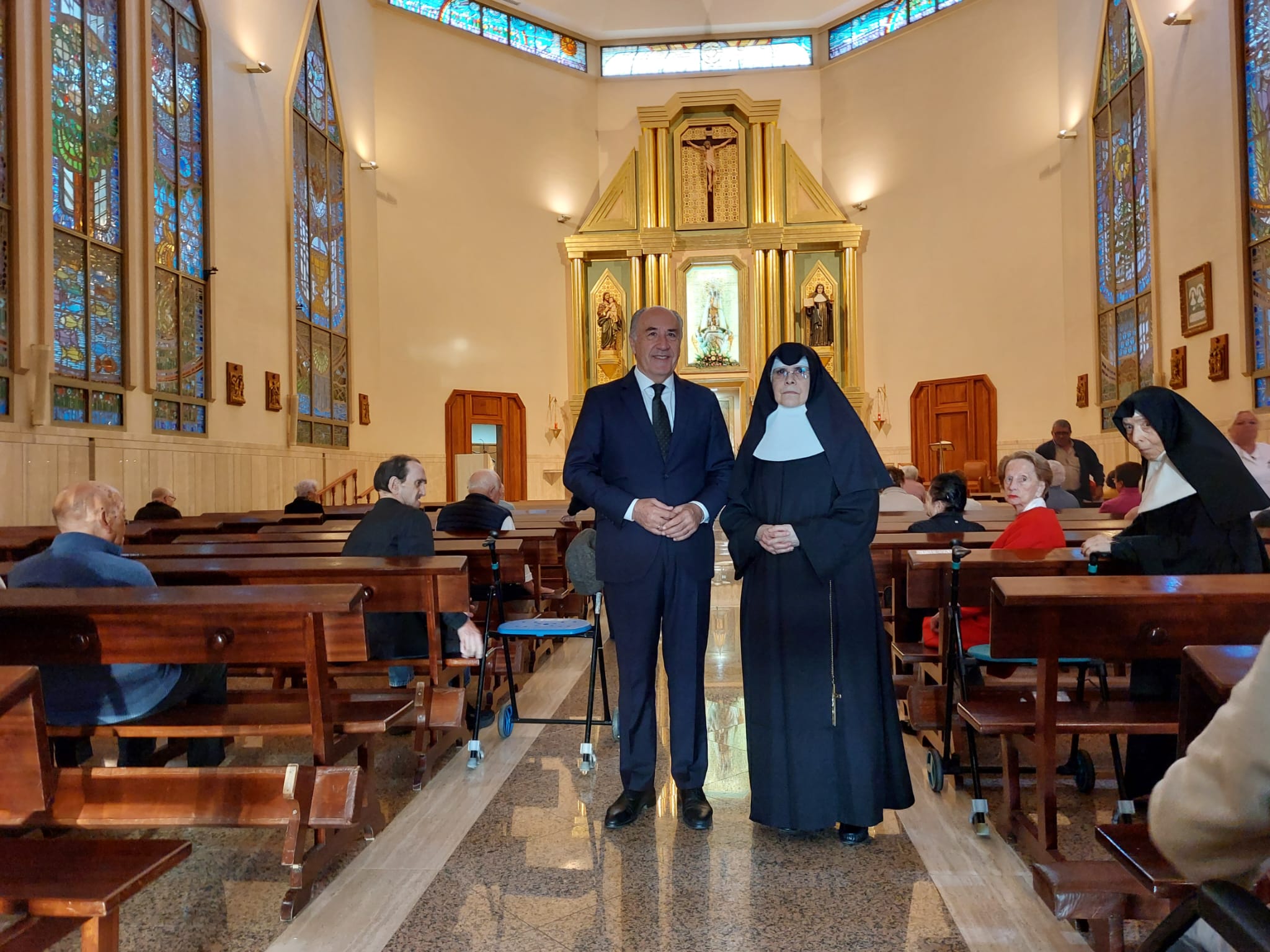 Algeciras despide a Sor Lourdes, la madre superiora del Hogar San José, destinada fuera del municipio.