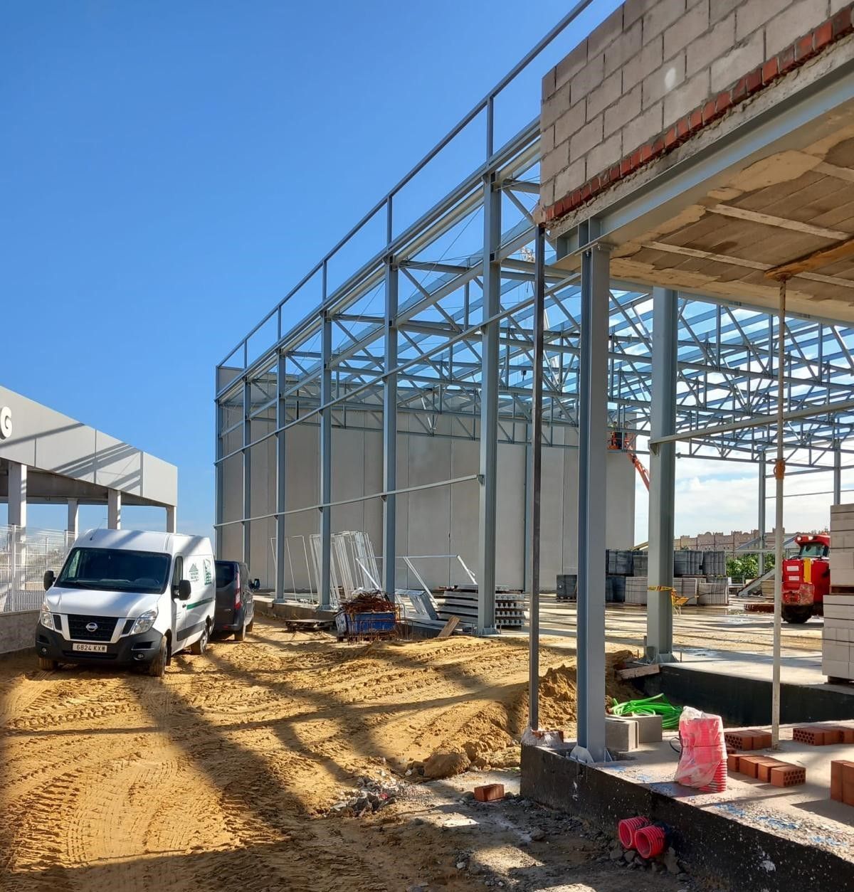 Las obras del Pabellón Deportivo de Punto Ribot llega a su fase de cerramiento. 