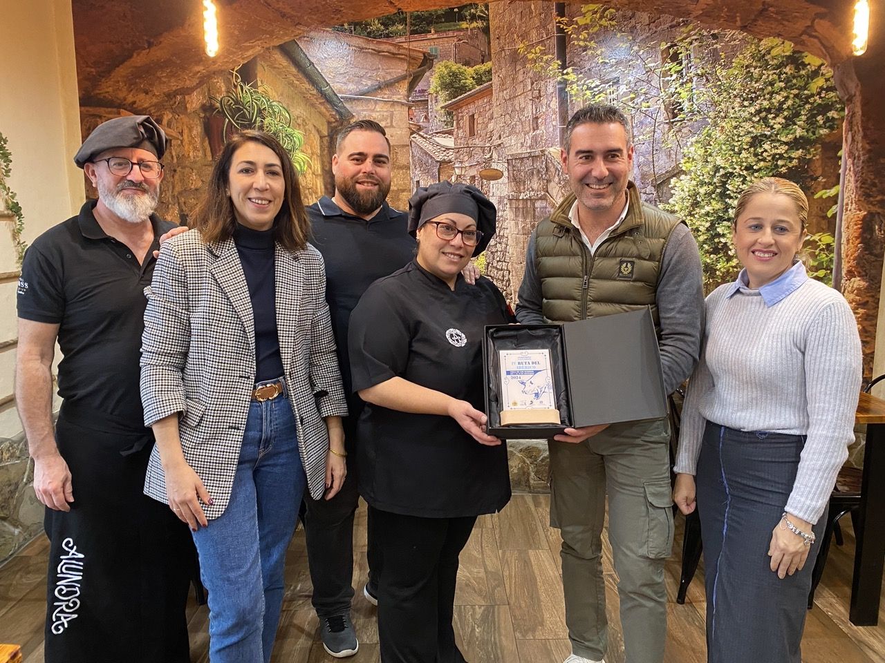 El 'pulled ibérico' del bar Alundra gana la IV Ruta de la Tapa de Los Barrios.