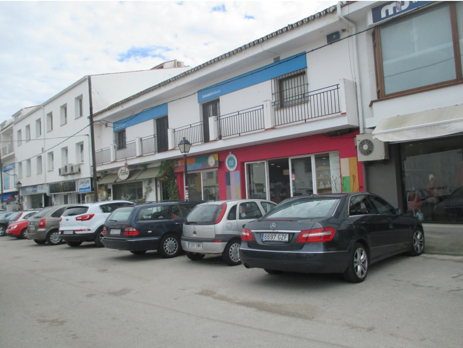 Comerciantes de Pueblo Nuevo de Guadiaro se unirán en asociación ante los planes del Ayuntamiento.  Comerciantes de Pueblo Nuevo de Guadiaro se unirán en asociación ante los planes del Ayuntamiento.