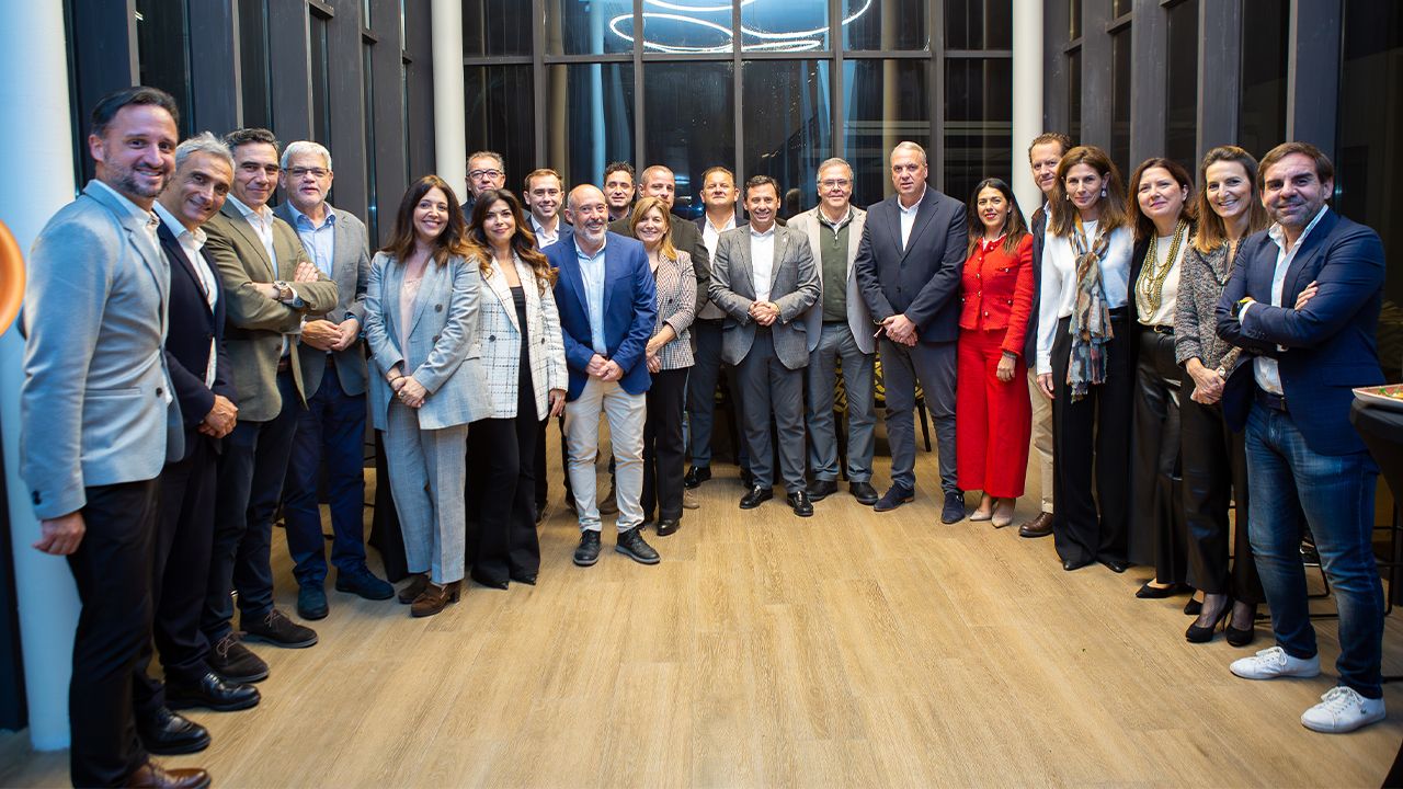 Cámara y Diputación promocionan la comarca como destino turístico de golf.