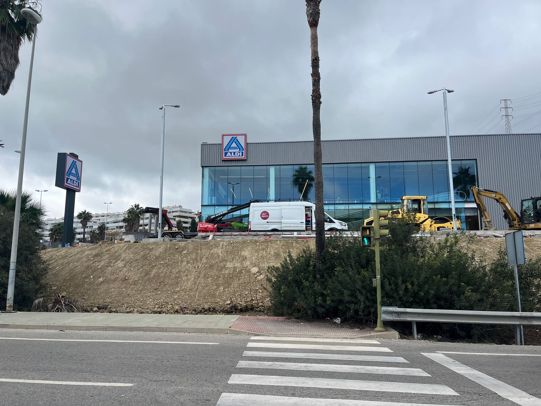 Aldi abrirá su nuevo supermercado junto al centro comercial de Algeciras el 18 de diciembre. Foto: B.J