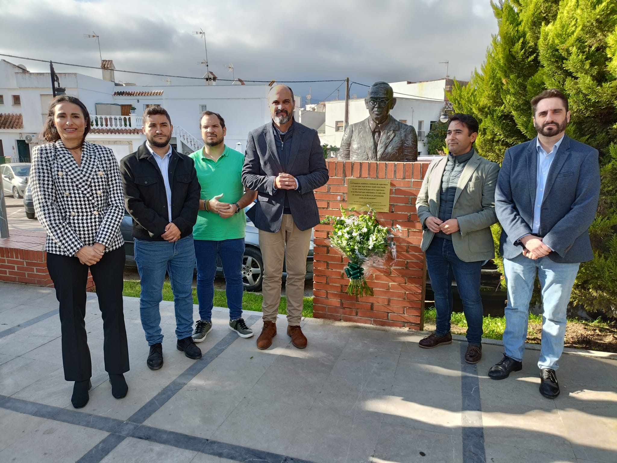 Los Barrios celebra el Día de la Bandera de Andalucía con una ofrenda floral