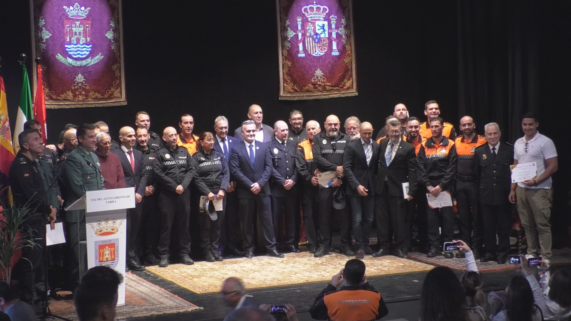 Tarifa reconoce la labor de agentes, voluntarios y ciudadanos