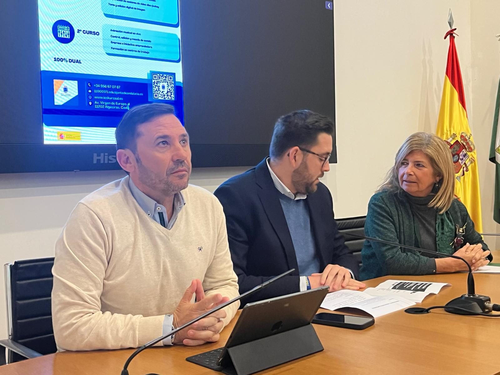 Algeciras recibe 450.000 euros para impulsar la inserción laboral de jóvenes desempleados. 