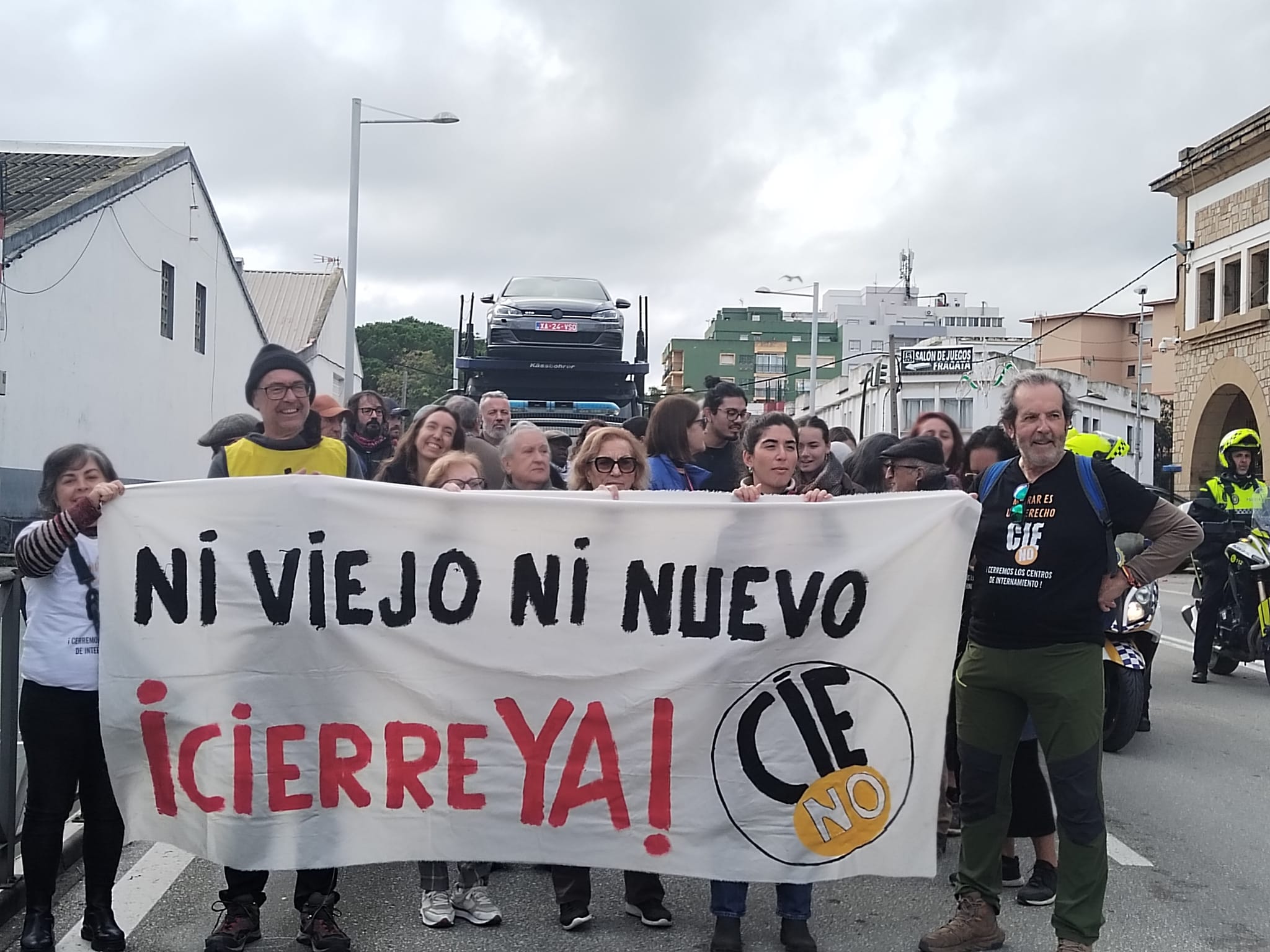 Marcha en Algeciras en contra del nuevo CIE. Marcha en Algeciras en contra del nuevo CIE.