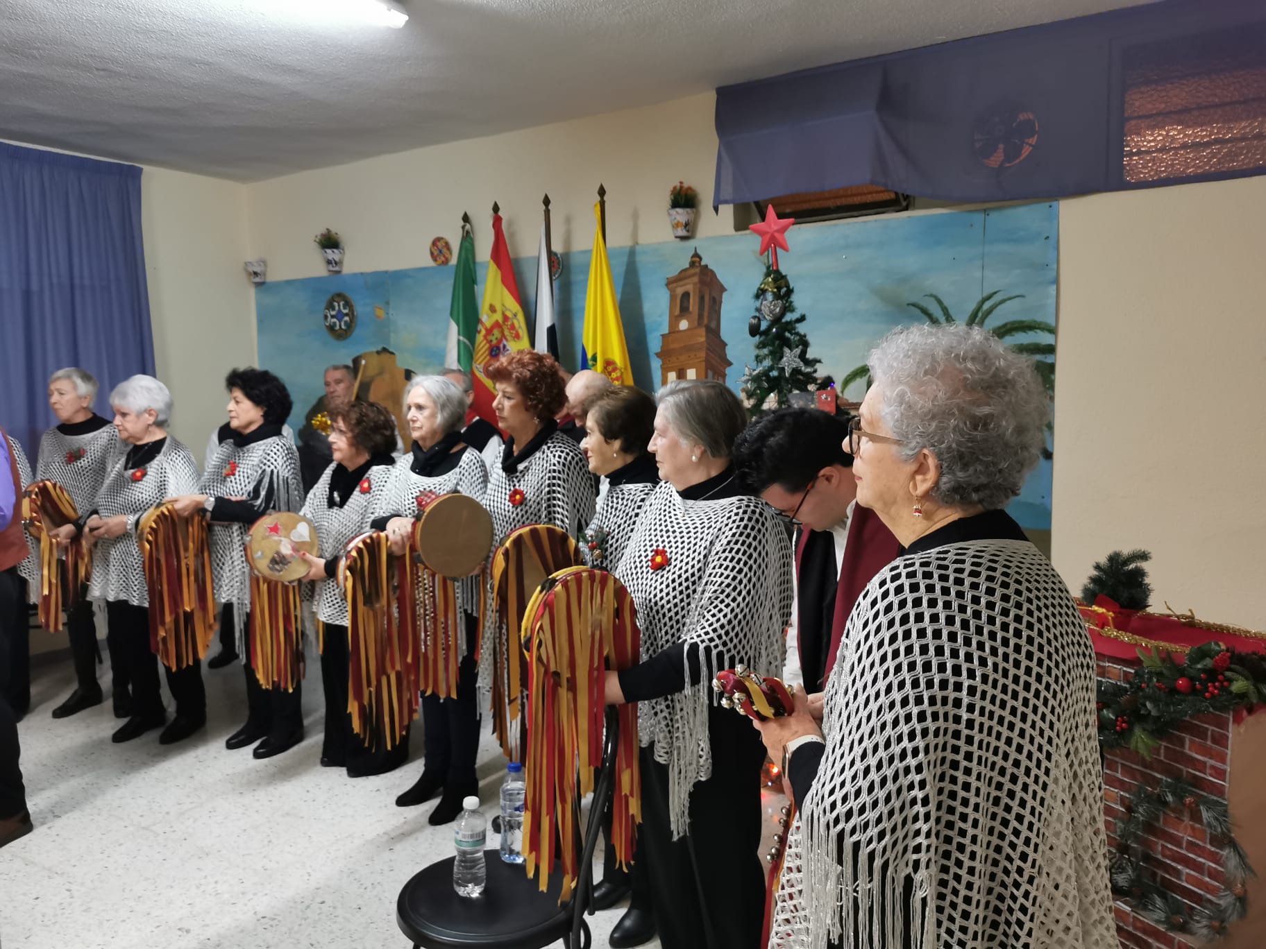 La Casa de Ceuta en Algeciras celebra su tradicional 'Polvoroná'.
