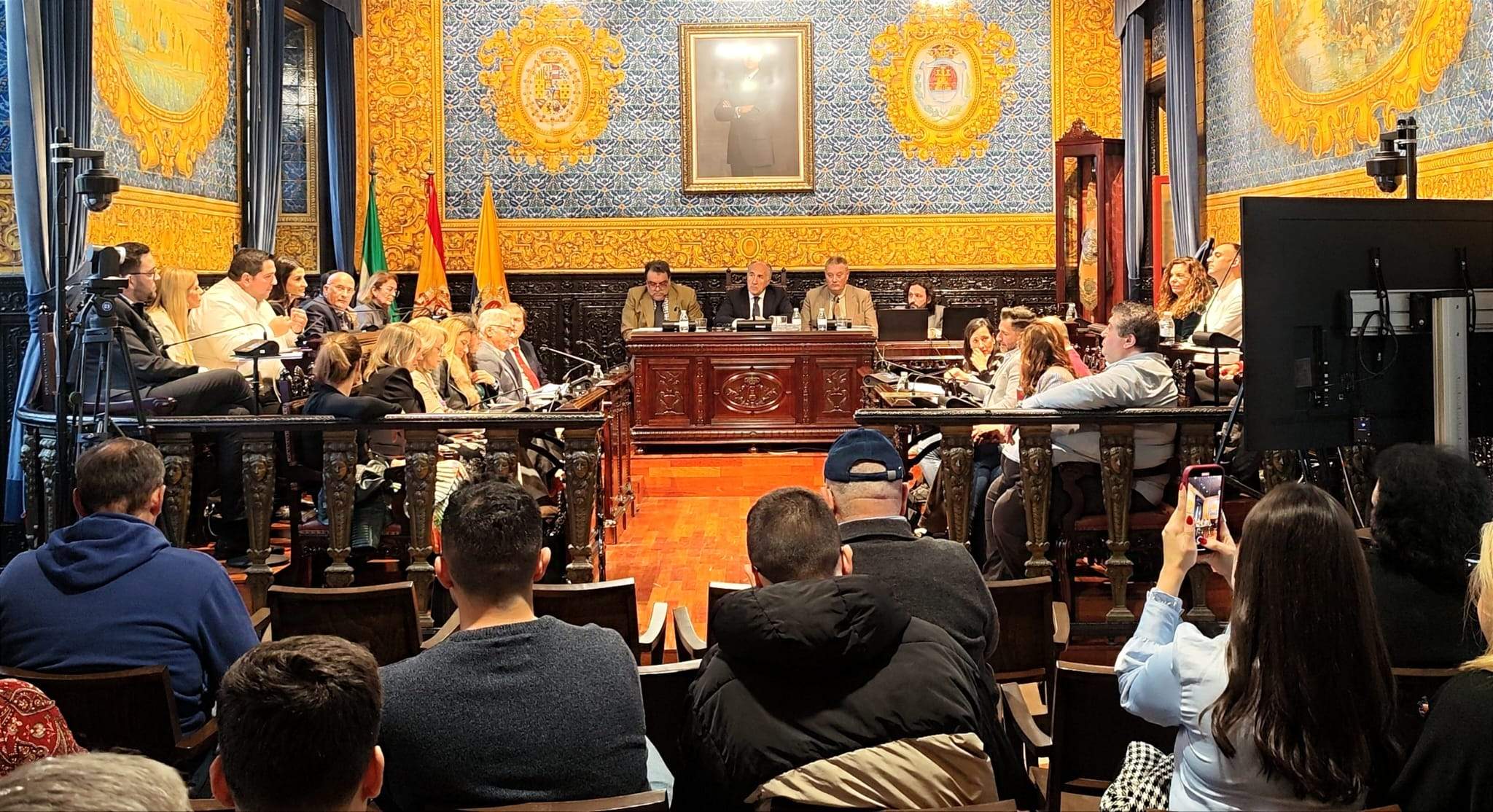 El Pleno aprueba el convenio para la siguiente fase de reurbanización del Lago Marítimo