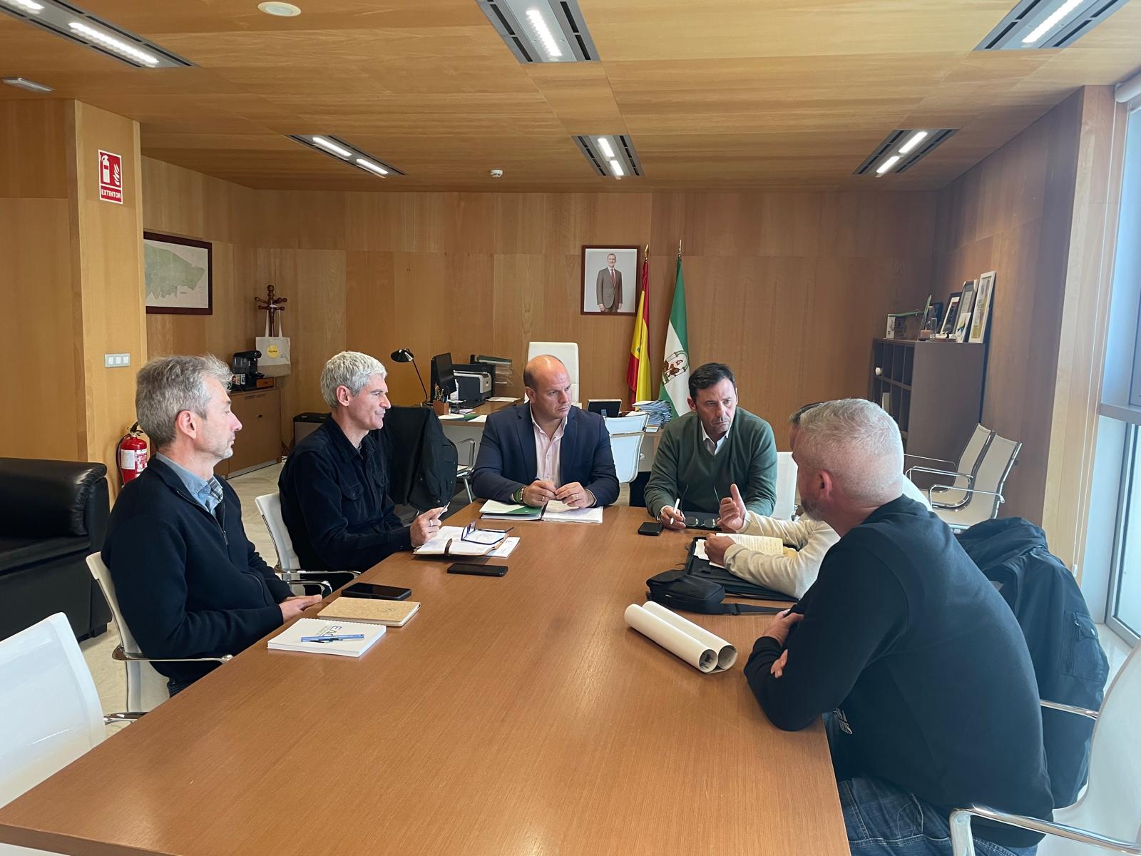 La Junta coordina acciones para la preservación de la Laguna de la Huerta de Las Pilas.