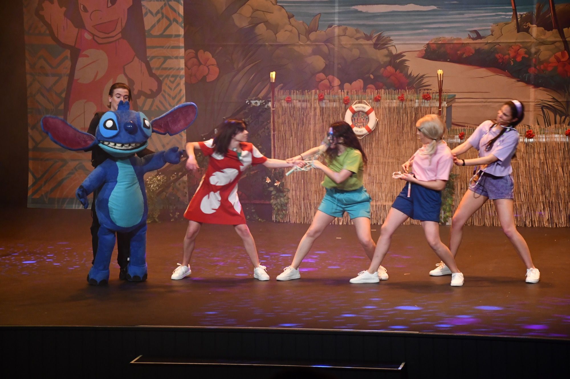 Éxito de 'Ohana', el musical basado en 'Lilo y Stich' celebrado en San Roque.