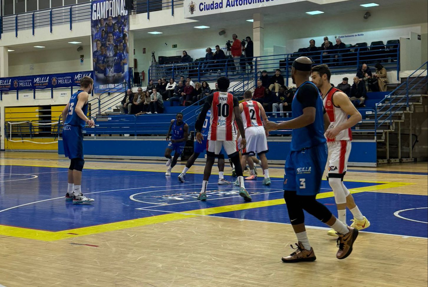 UDEA Algeciras se va con derrota al parón en Segunda FEB tras caer por 87-71 en Melilla.