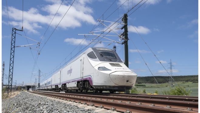Landaluce urge al Gobierno a "cumplir con los plazos para la modernización ferroviaria".