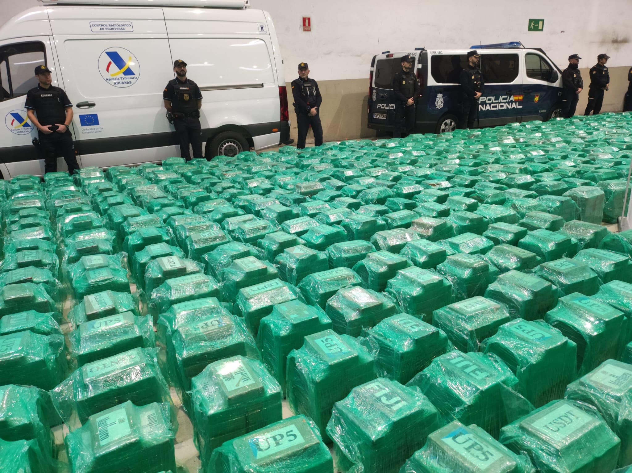 Detienen al jefe de la Sección de Delitos Económicos de Madrid en la operación que incautó en Algeciras el mayor alijo de cocaína. Foto: Patri Vaquero. Detienen al jefe de la Sección de Delitos Económicos de Madrid en la operación que incautó en Algeciras el mayor alijo de cocaína. Foto: Patri Vaquero.