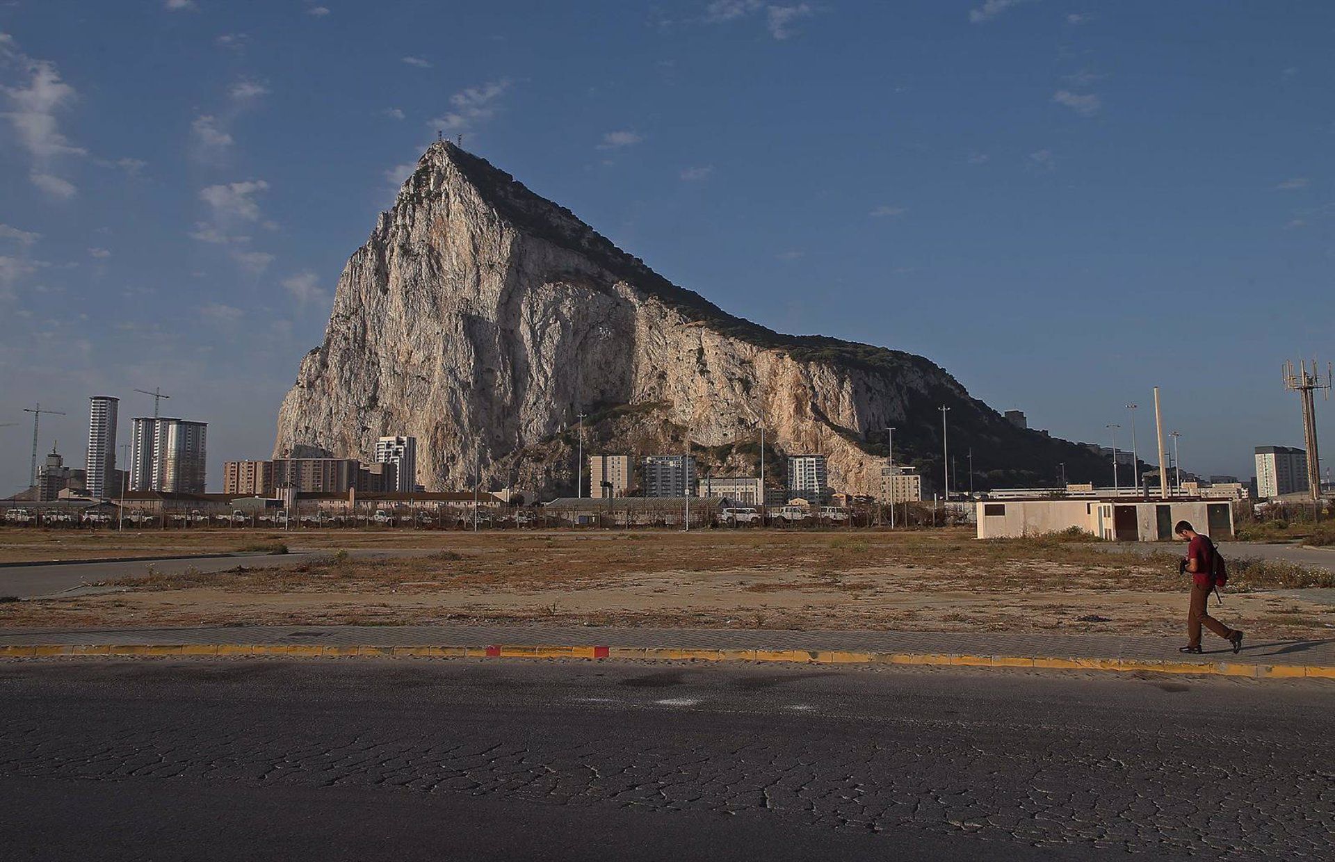 El acuerdo sobre Gibraltar, aún en el limbo cinco años después del Brexit. Detalle del Peñón de Gibraltar - Nono Rico - Archivo.