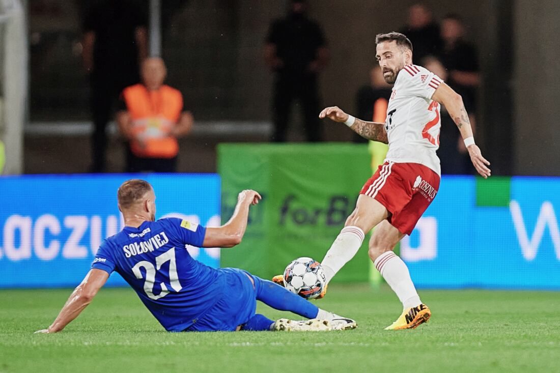 10.08.2022 LKS LODZ - PUSZCZE NIEPOLOMINE FORTUNA PIERWSZA LIGA PILKA NOZNA