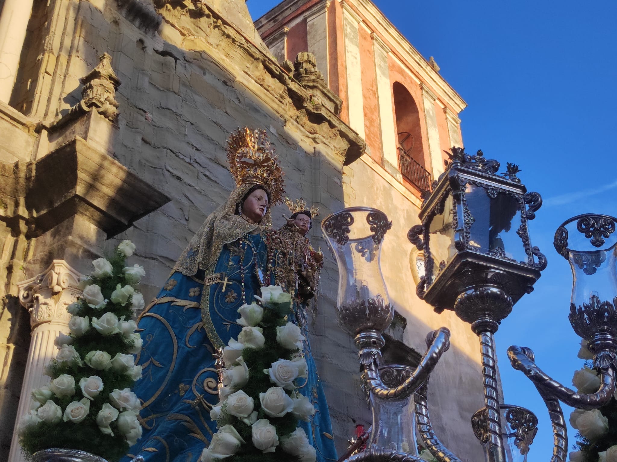 La Virgen de la Luz reina en Tarifa.
