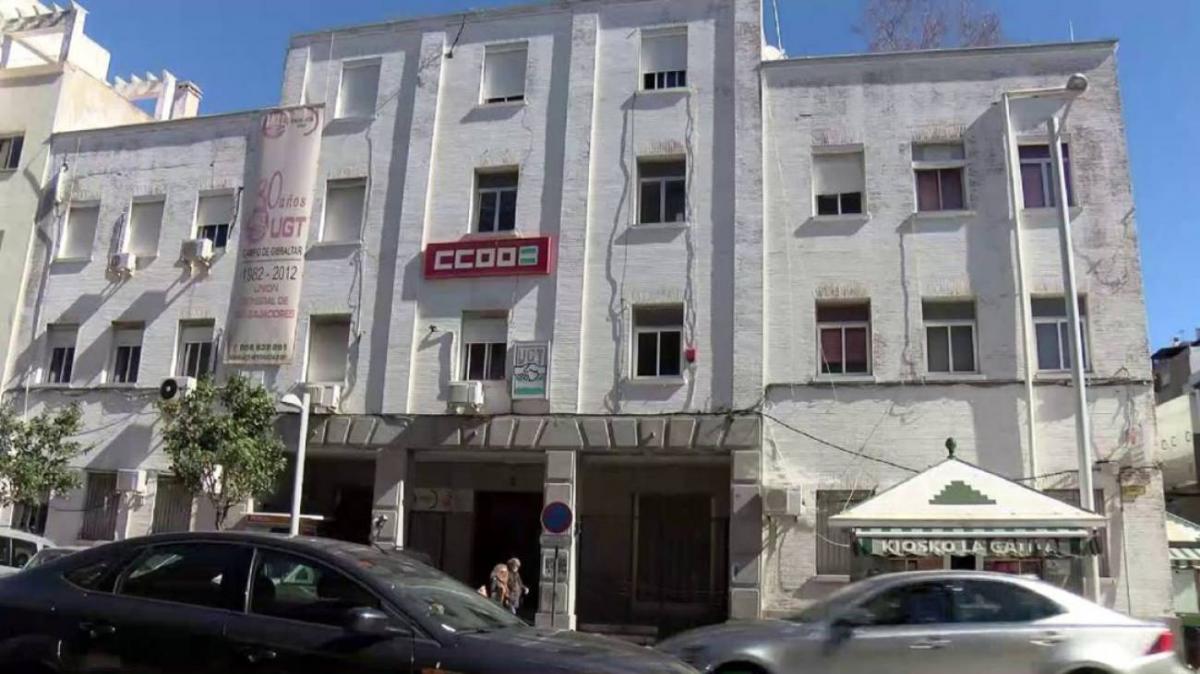 El edificio de los sindicatos de Algeciras se someterá a una reforma exterior e interior.