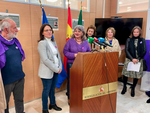 La Comisaria de La Línea y la guardia civil de Algeciras Ana Belén Fuentes, 'Mujeres Rompedoras 8M'.
