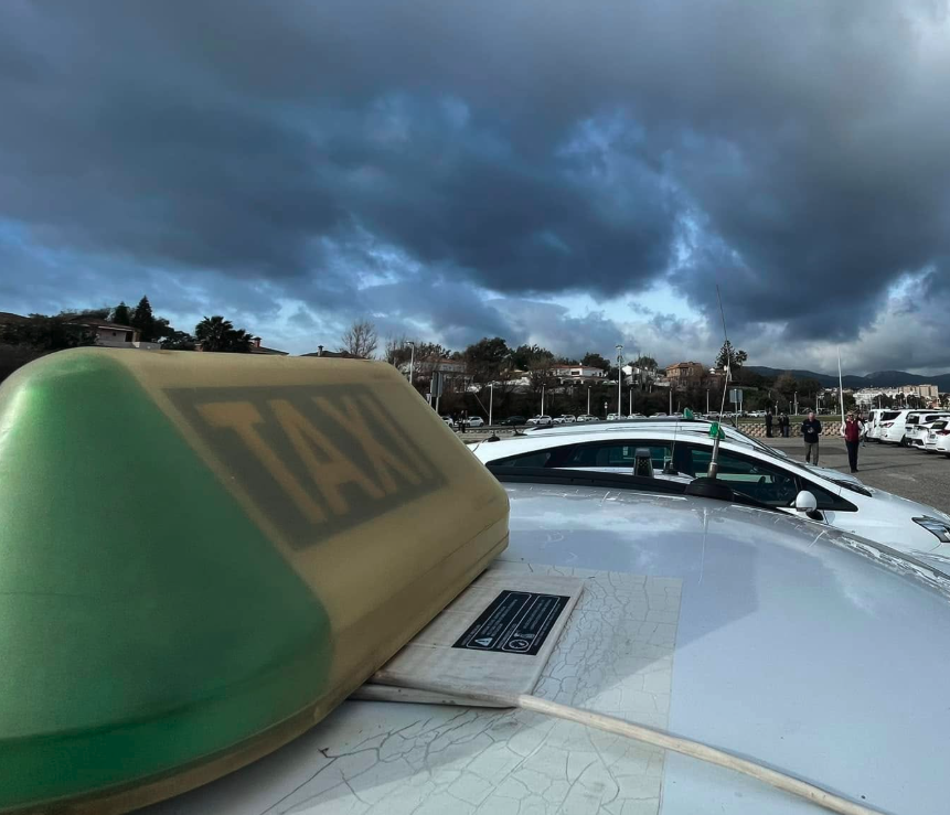 Interceptado un taxista ebrio en Algeciras que se dirigía al centro haciendo 'zig-zag'. Foto: S.F./ 8Directo